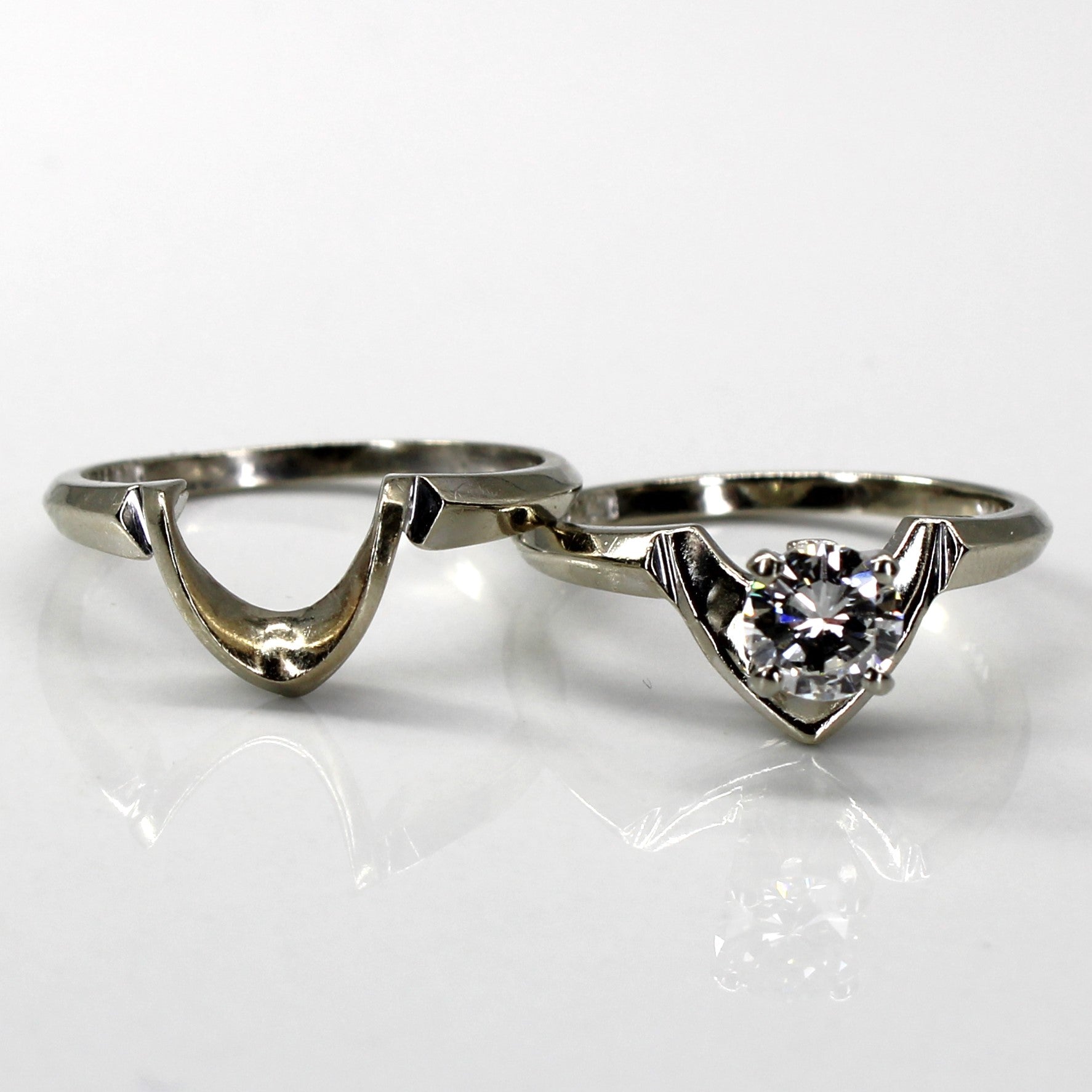 Solitaire Diamond Chevron Gold Ring Set | 0.48ct | SZ 5 |