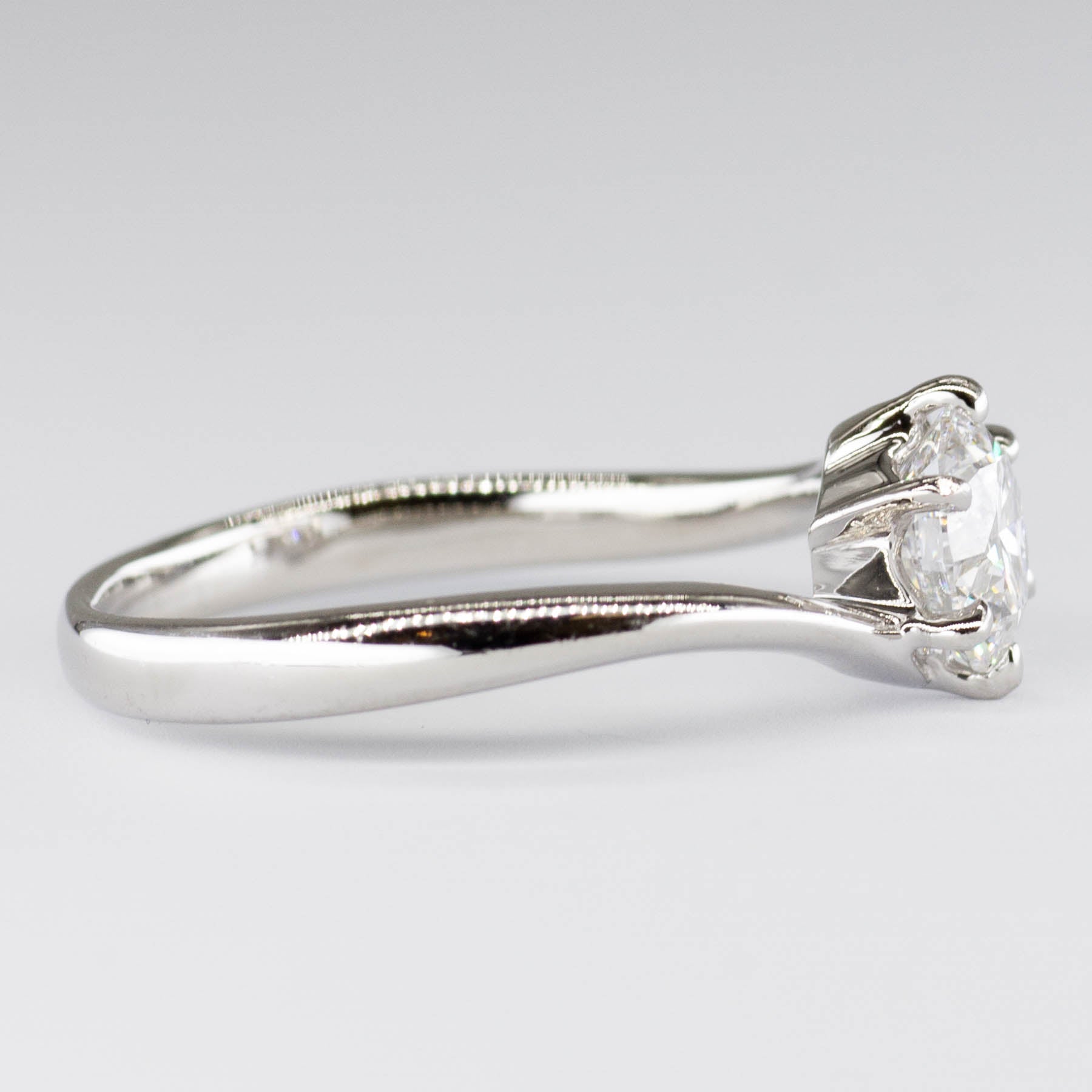1.05ct GIA-graded Natural Diamond Bypass Solitaire Ring | 1.05ct VVS2 D | SZ 7.5