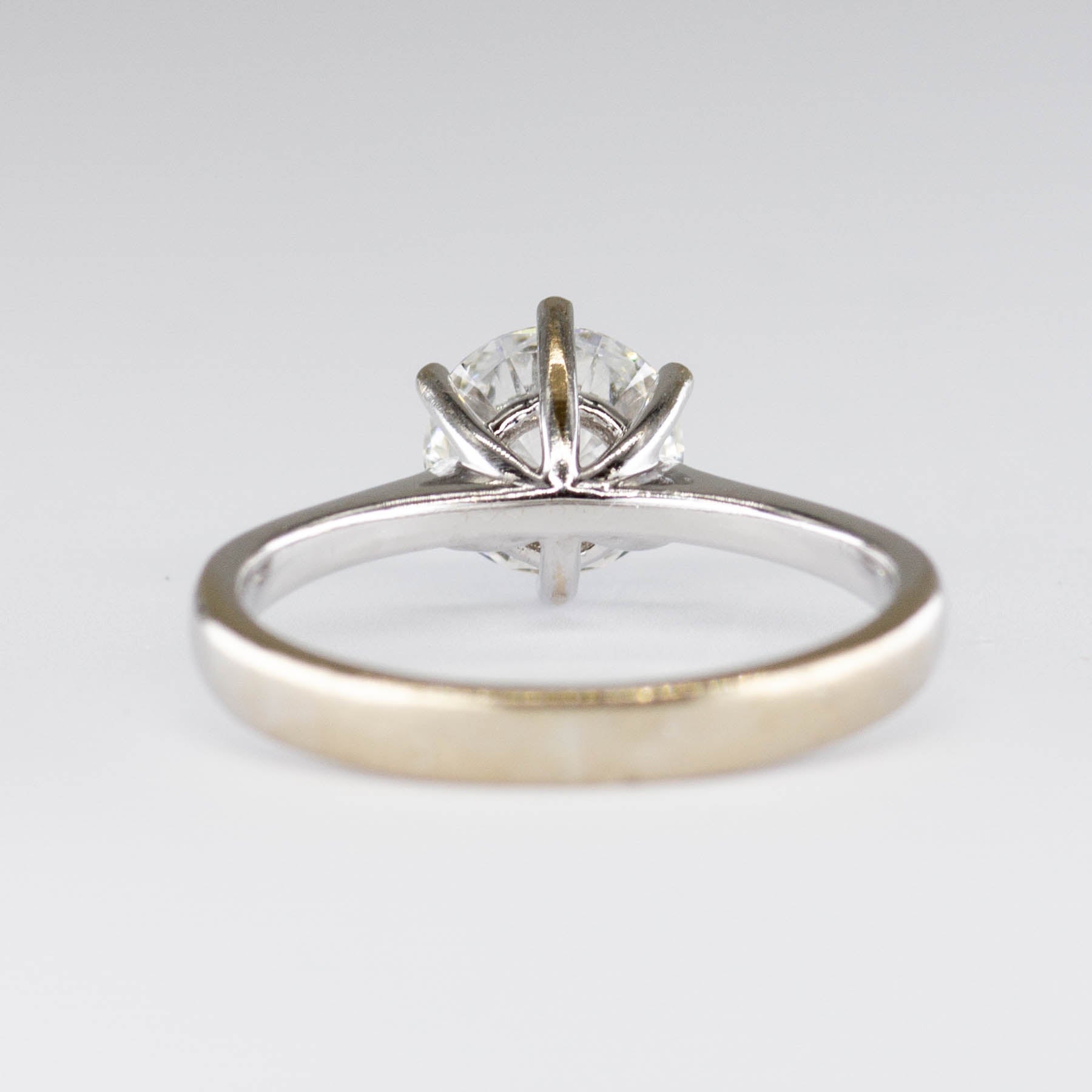 Solitaire en or blanc 18 carats avec diamant certifié GIA | 1,04 ct | Taille 4,5