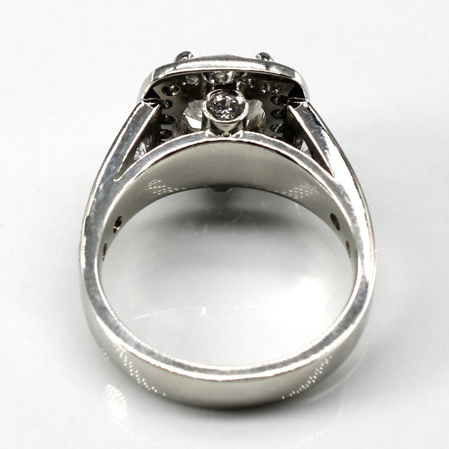 Halo Diamond Engagement Ring | 2.87ctw SI2 G/H | SZ 6.25 |