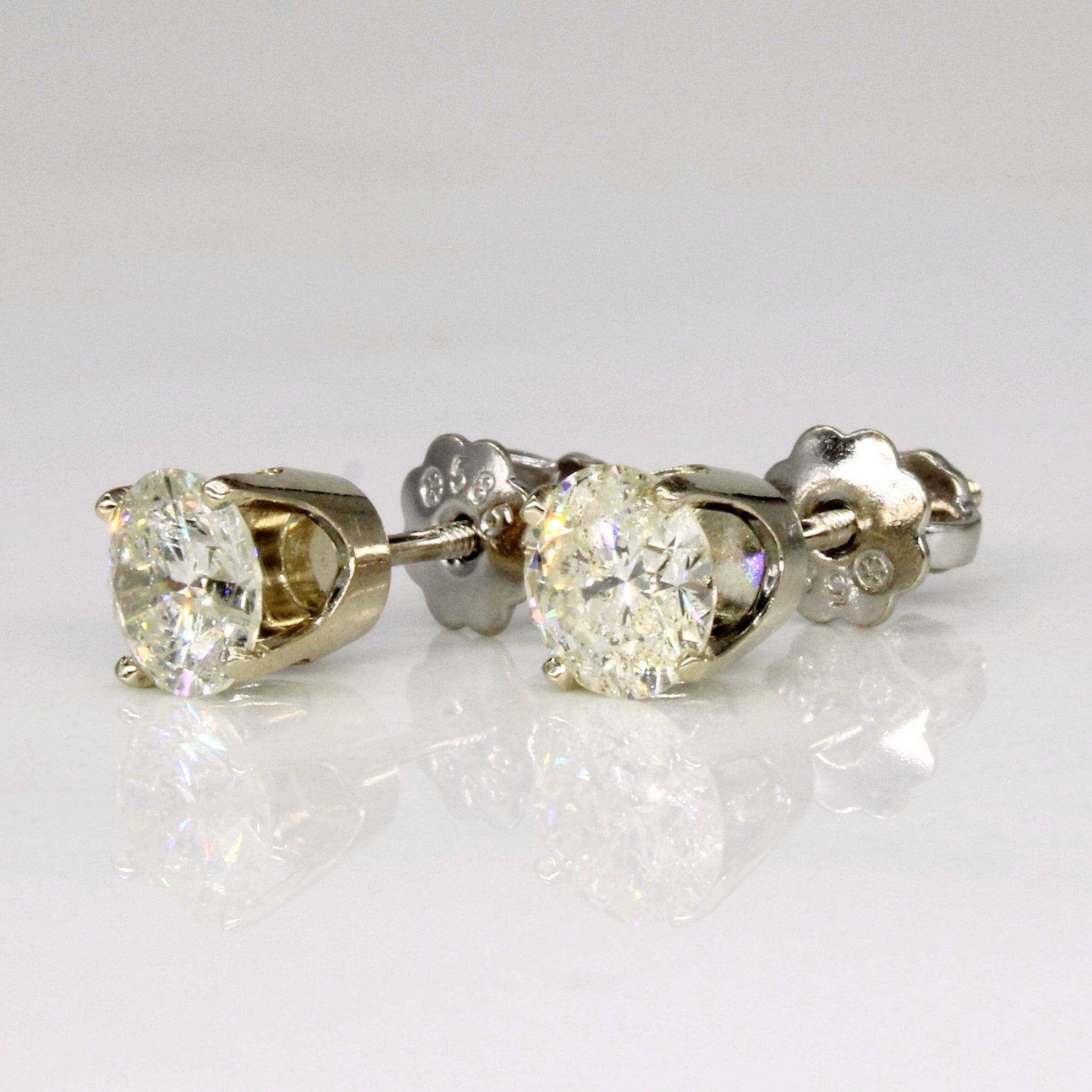 Diamond Stud Earrings | 0.90ctw |