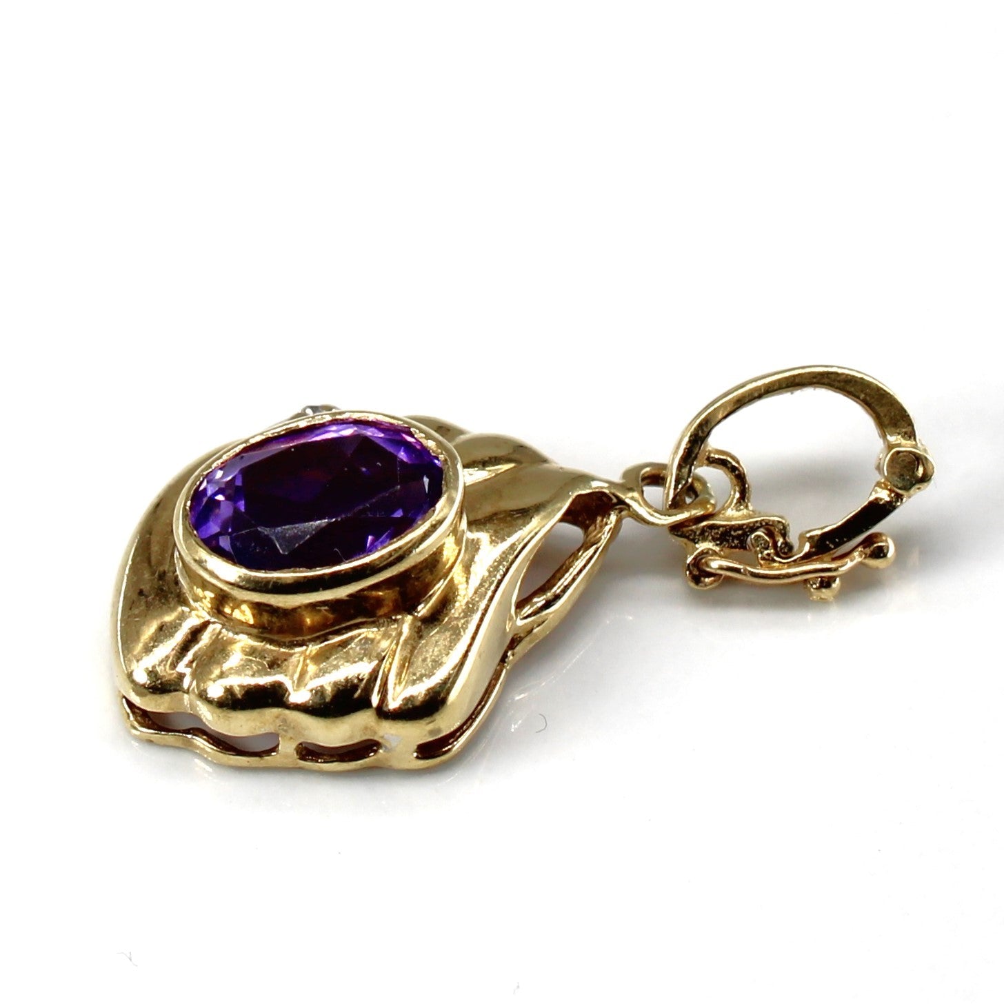 Bezel Set Amethyst & Diamond Pendant | 2.50ct | 0.01ct |