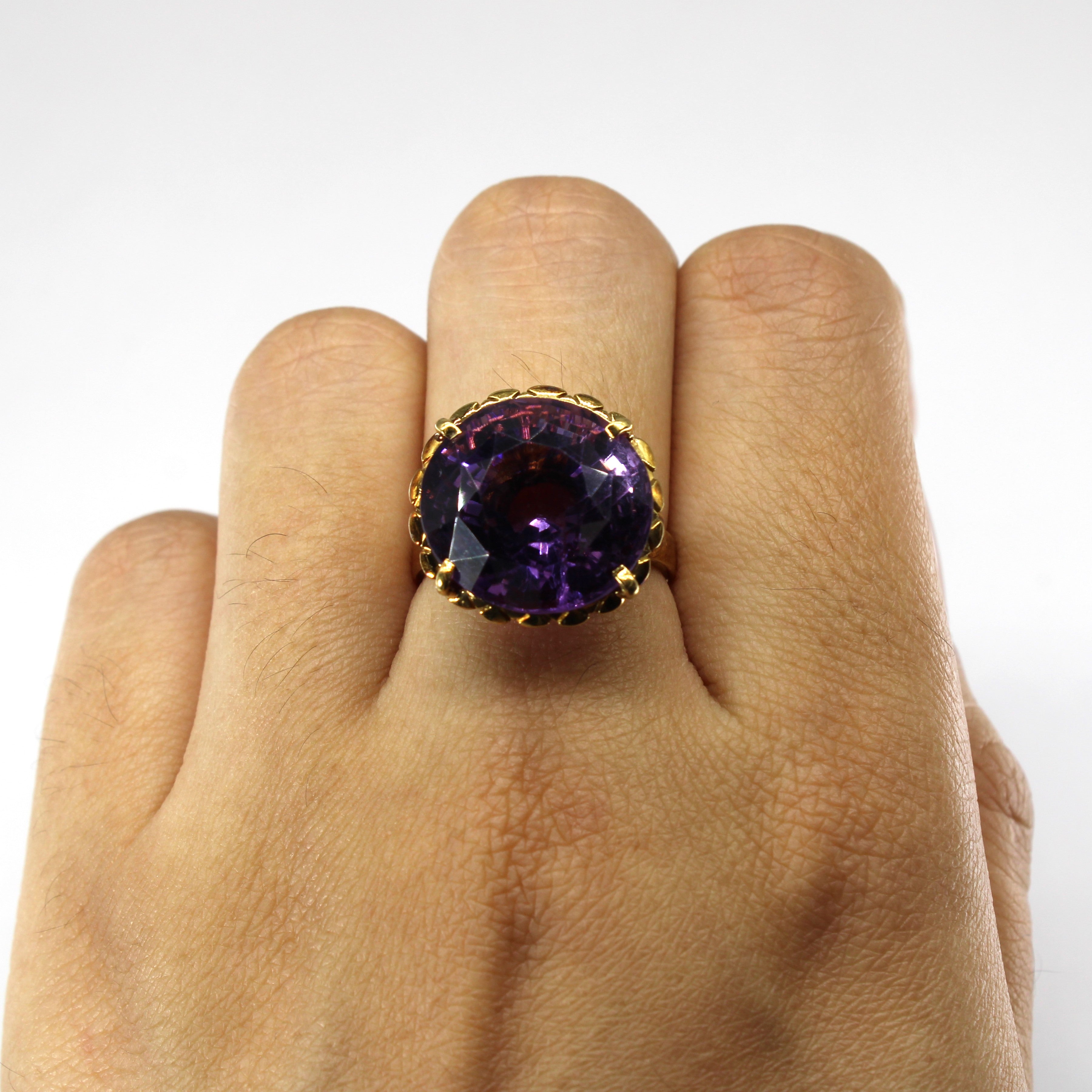 High Set Amethyst Gold Ring | 17.00ct | SZ 6.75 |