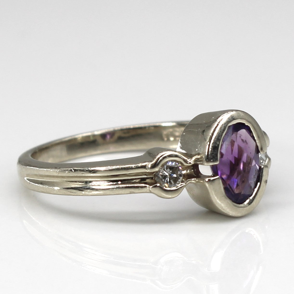 Semi Bezel Amethyst & Diamond Ring | 0.75ct | 0.10ctw | SZ 7 |