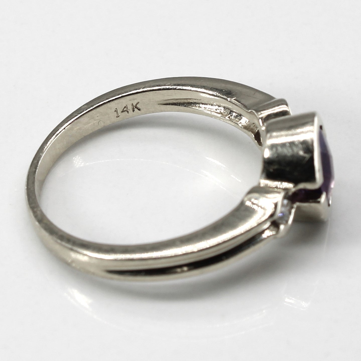 Semi Bezel Amethyst & Diamond Ring | 0.75ct | 0.10ctw | SZ 7 |