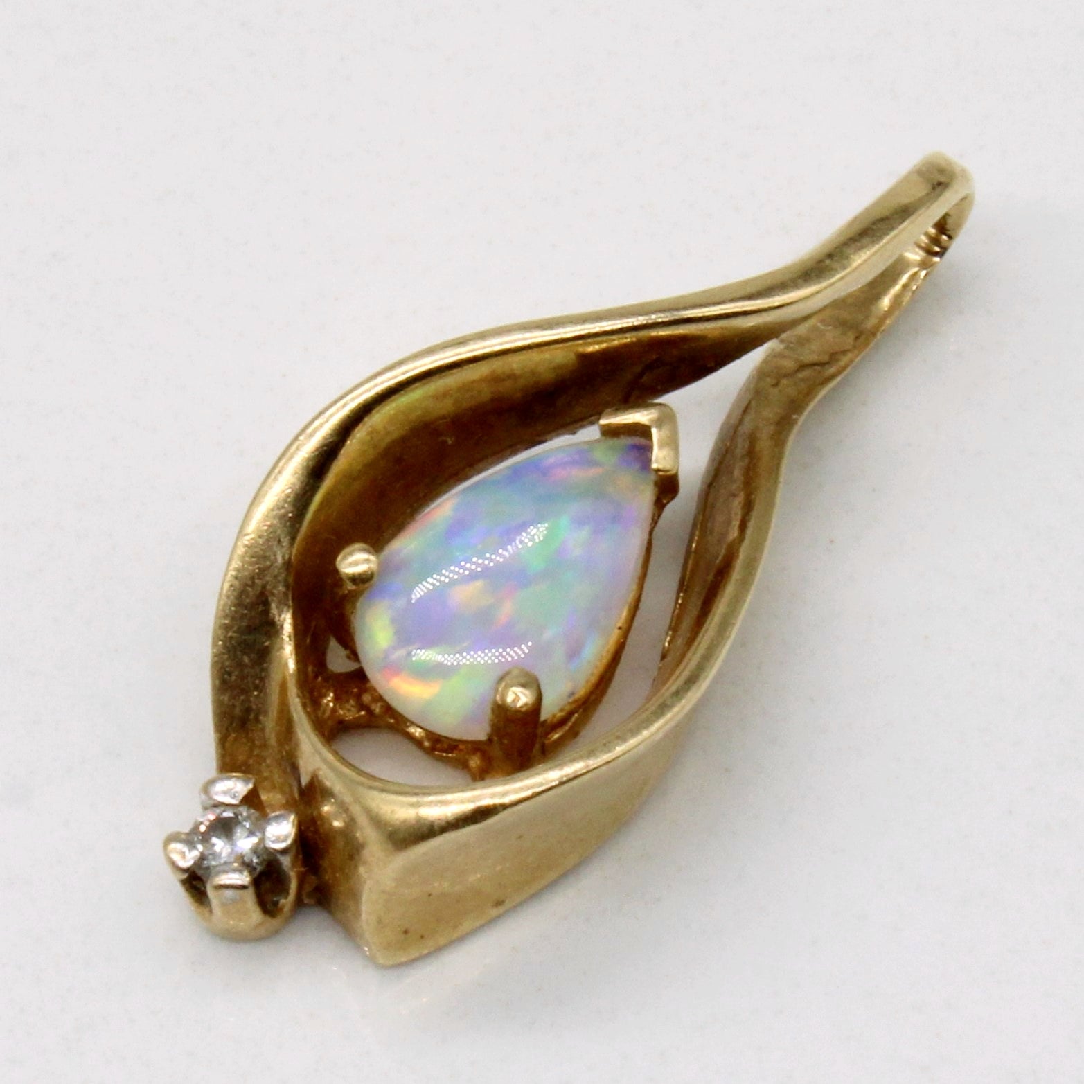 Opal & Diamond Drop Pendant | 0.45ct, 0.02ct |