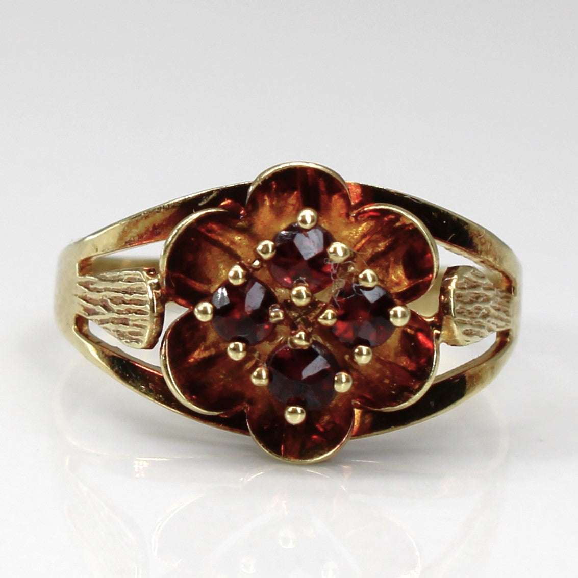 Cluster Garnet Ring | 0.30ctw | SZ 7 |