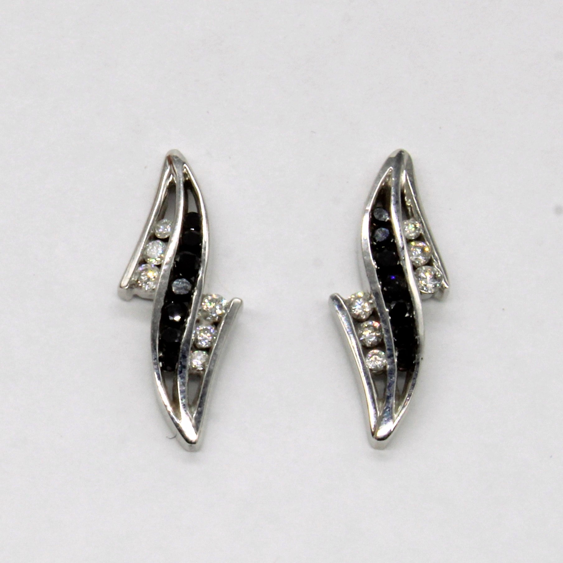 Natural & Black Diamond Earrings | 0.30ctw | – 100 Ways