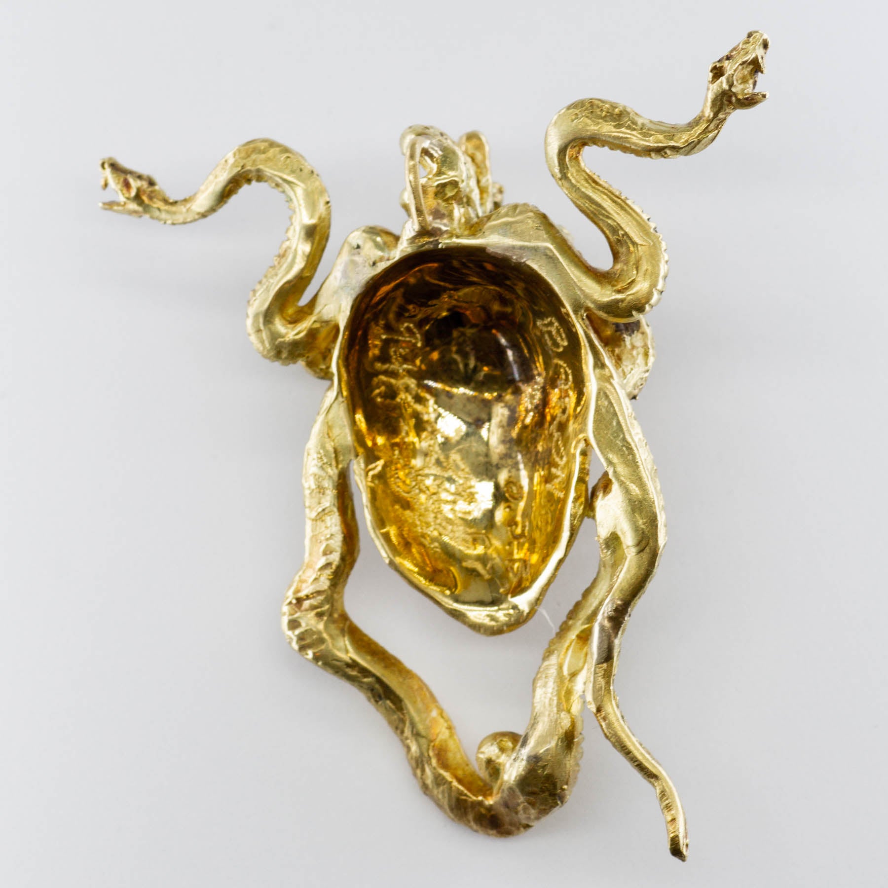 16k Gold Medusa Head Pendant