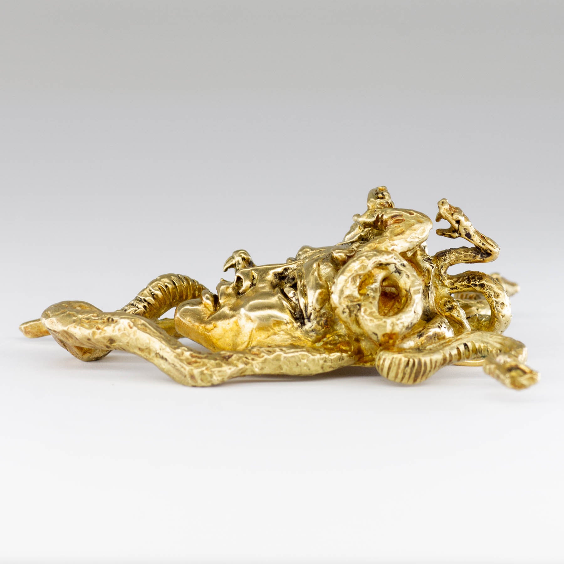16k Gold Medusa Head Pendant