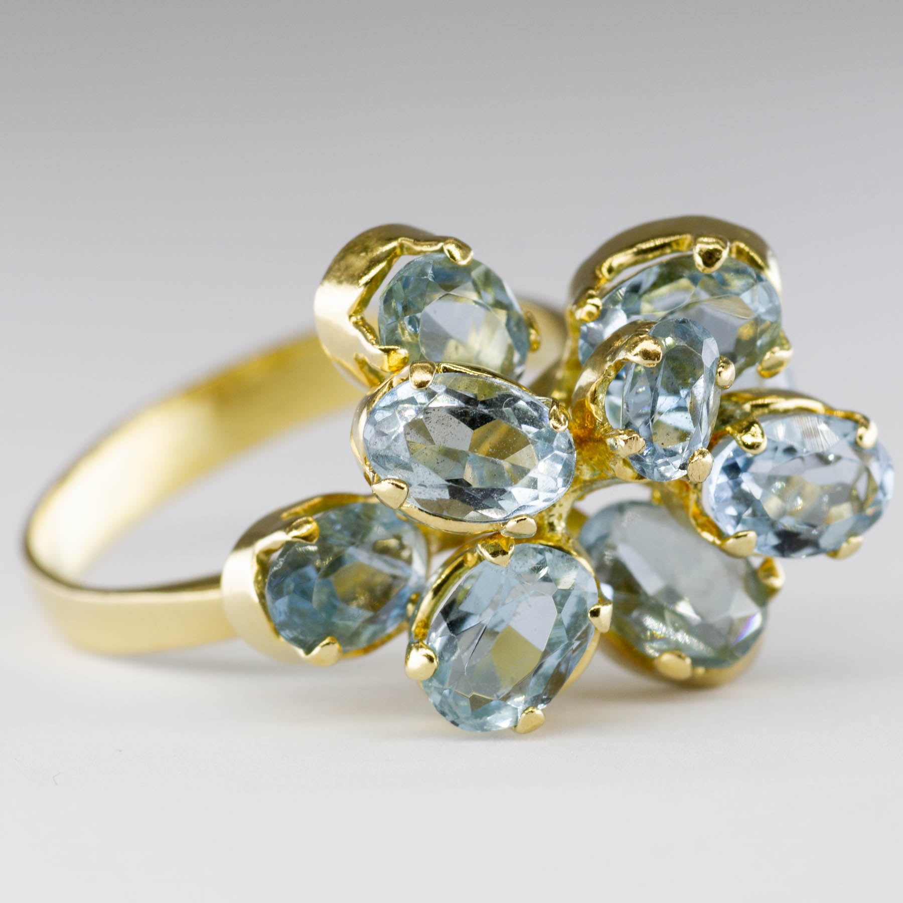 18k Yellow Gold Aquamarine Ring | 2.98ctw | SZ 7.5