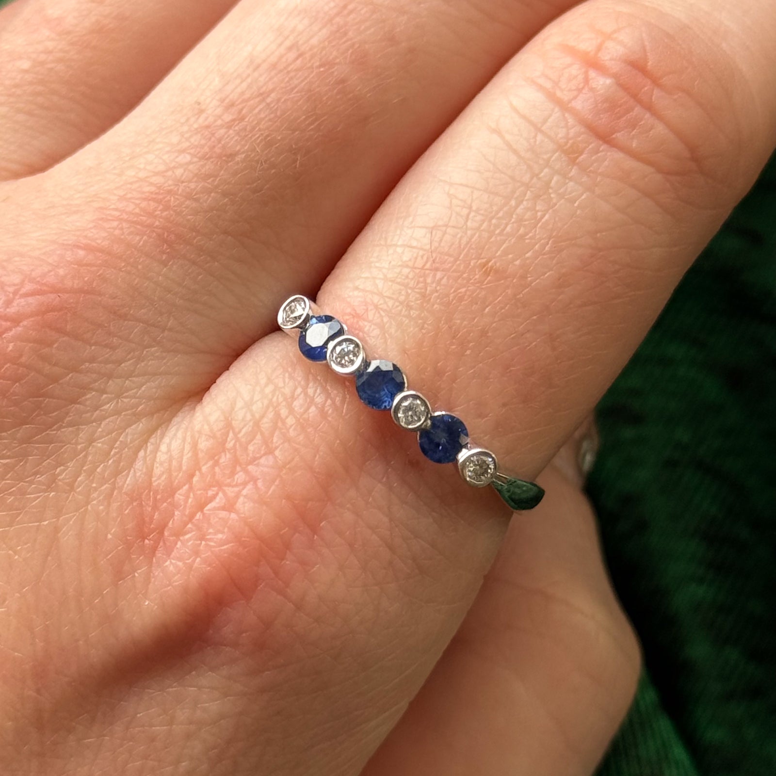 Bague saphir bleu et diamants | 0,42 ct, 0,12 ct | Taille 8,75 |