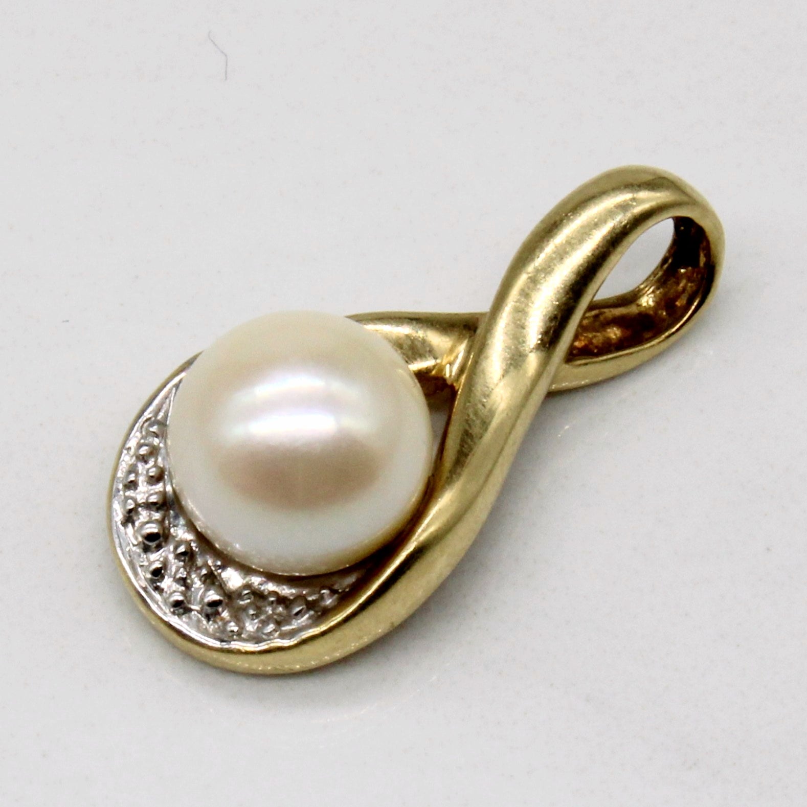 Pearl Pendant