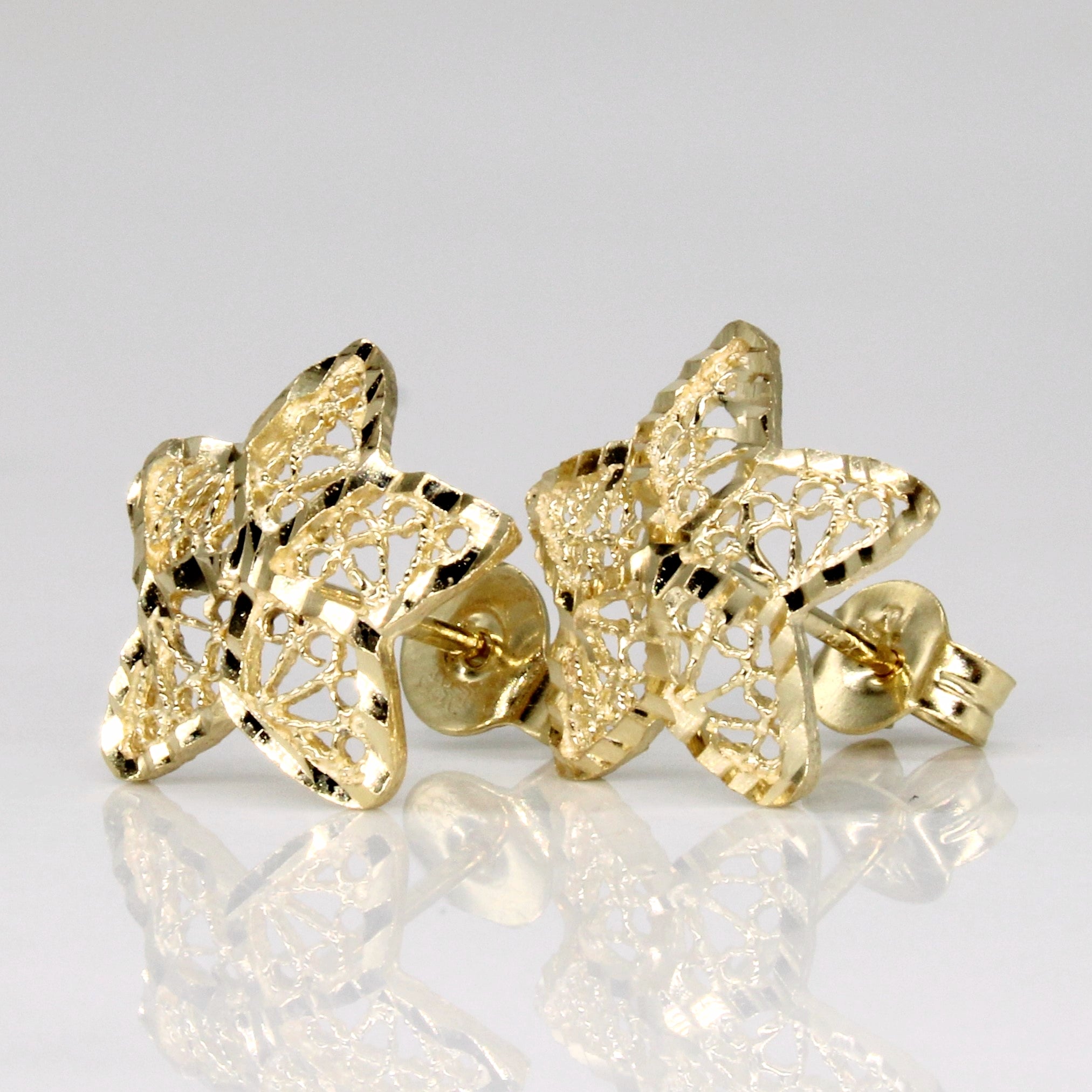 14k Yellow Gold Star Earrings