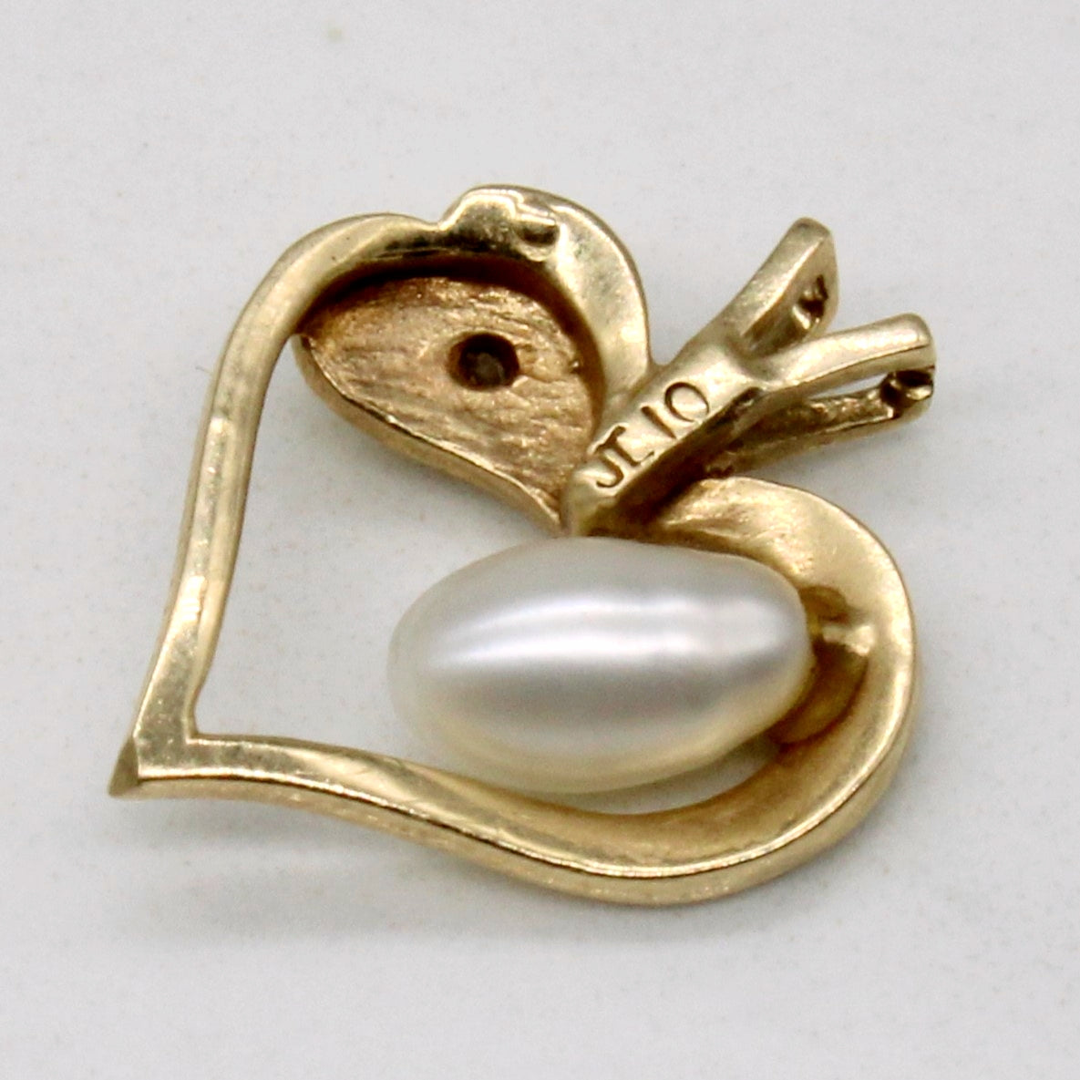 Baroque Pearl & Diamond Heart Pendant | 0.01ct |