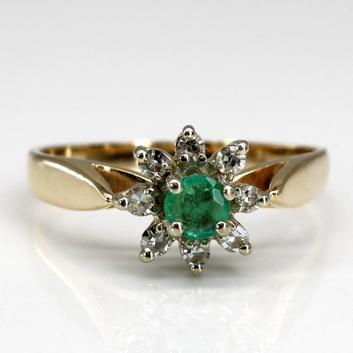 Emerald & Diamond Cocktail Ring | 0.20ctw | 0.16ctw | SZ 7 |