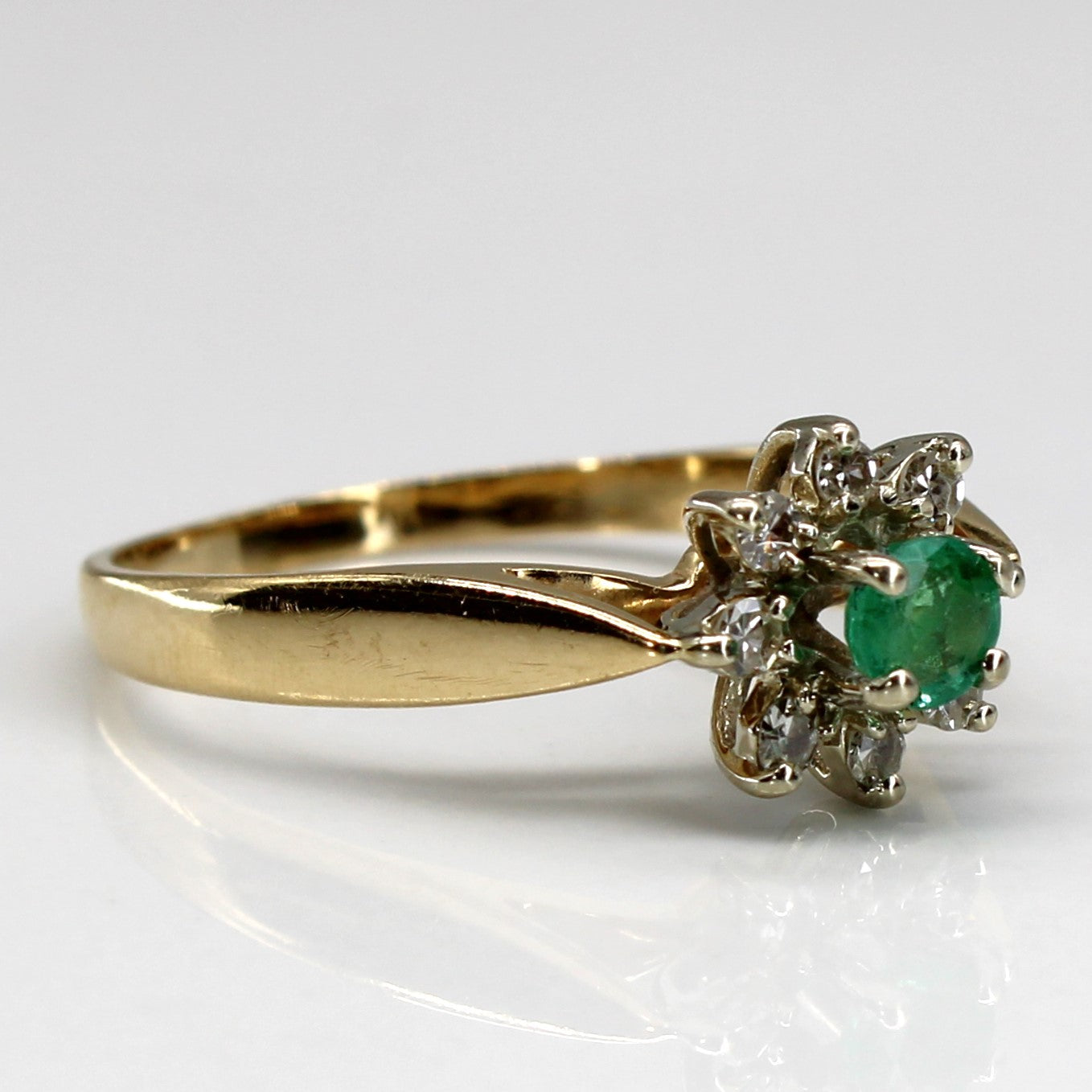 Emerald & Diamond Cocktail Ring | 0.20ctw | 0.16ctw | SZ 7 |