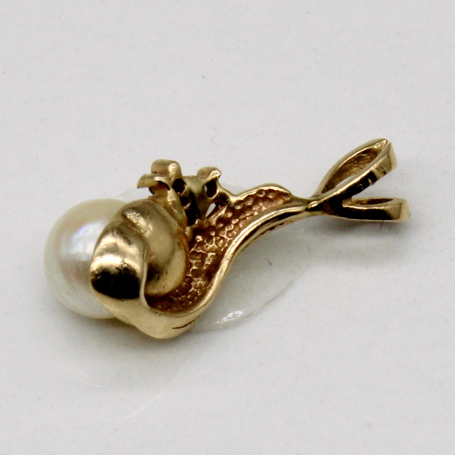 Pearl & Diamond Pendant | 0.02ctw |