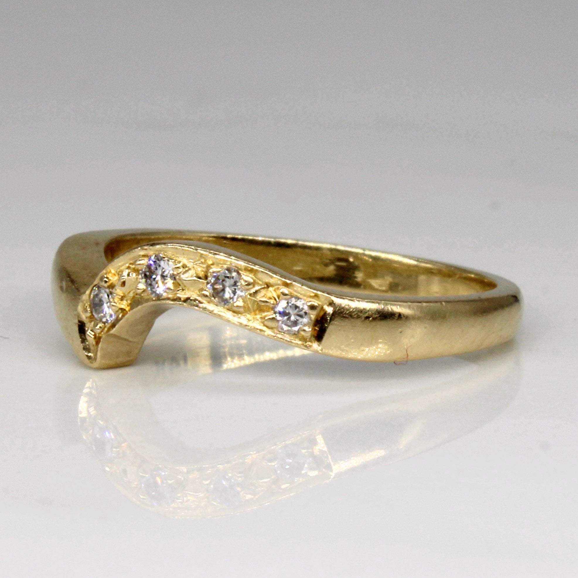 Diamond Swoop Ring | 0.08ctw | SZ 6.75 |