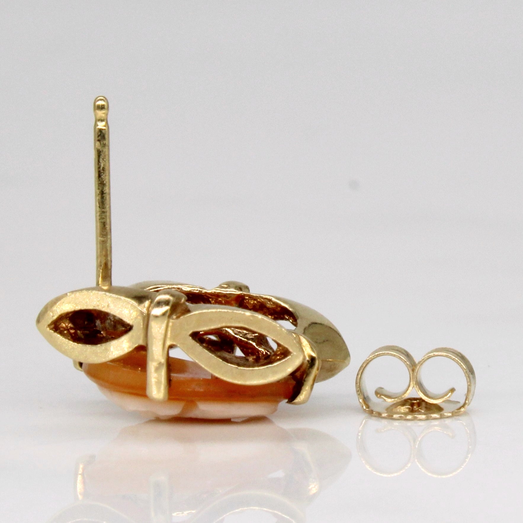 Sea Shell Cameo Earrings | 2.00ctw |