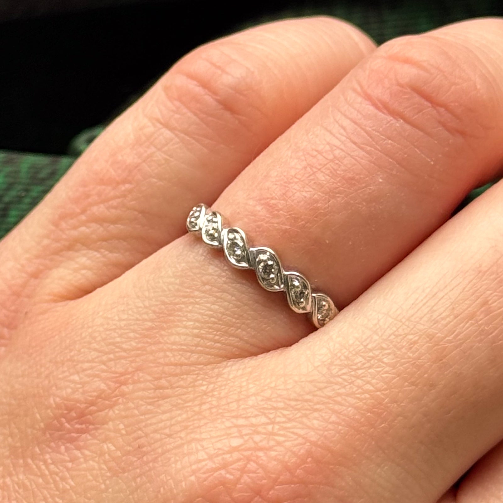 Diamond Band | 0.10ctw | SZ 6.5 |
