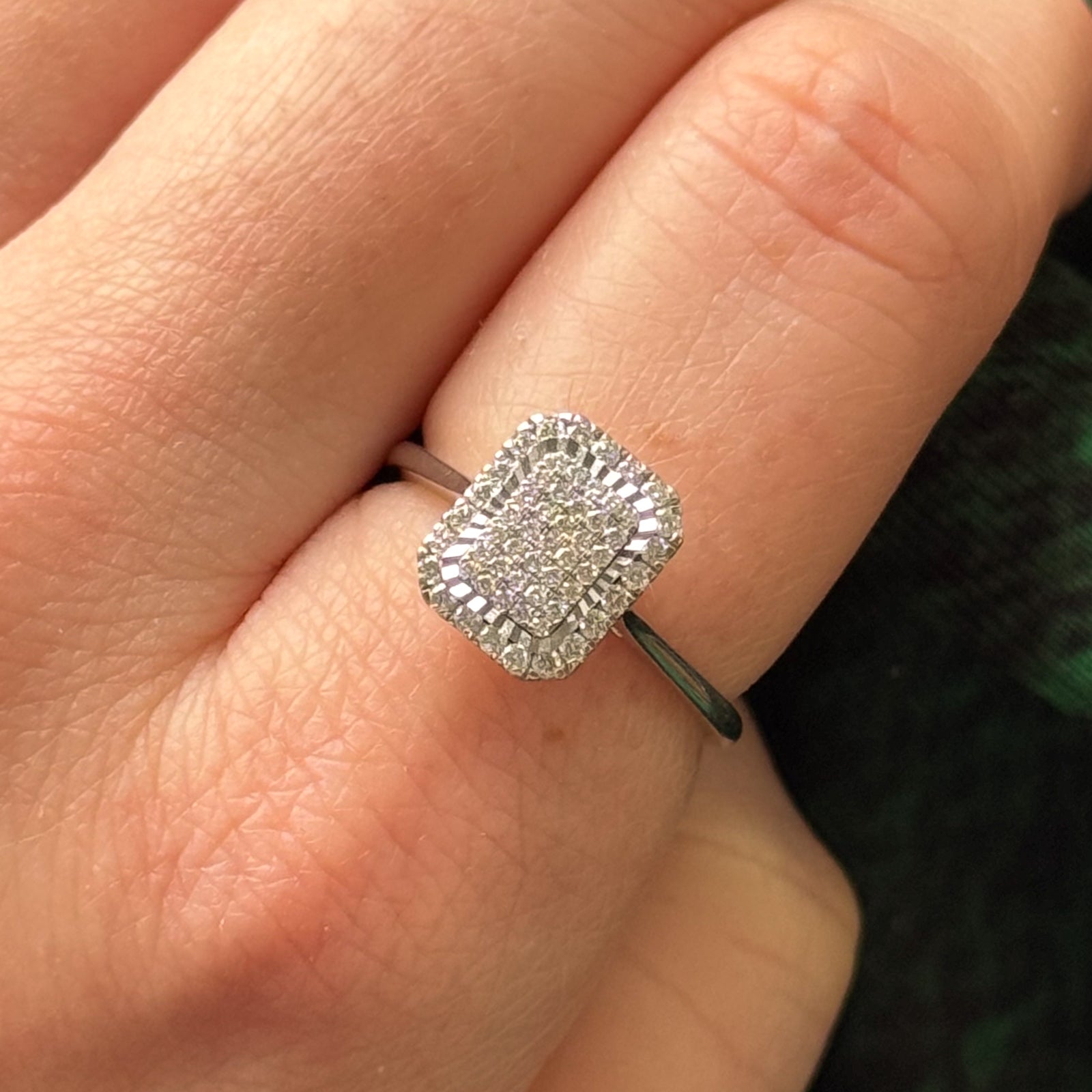 Diamond Grid Ring | 0.40ctw | SZ 7.25 |