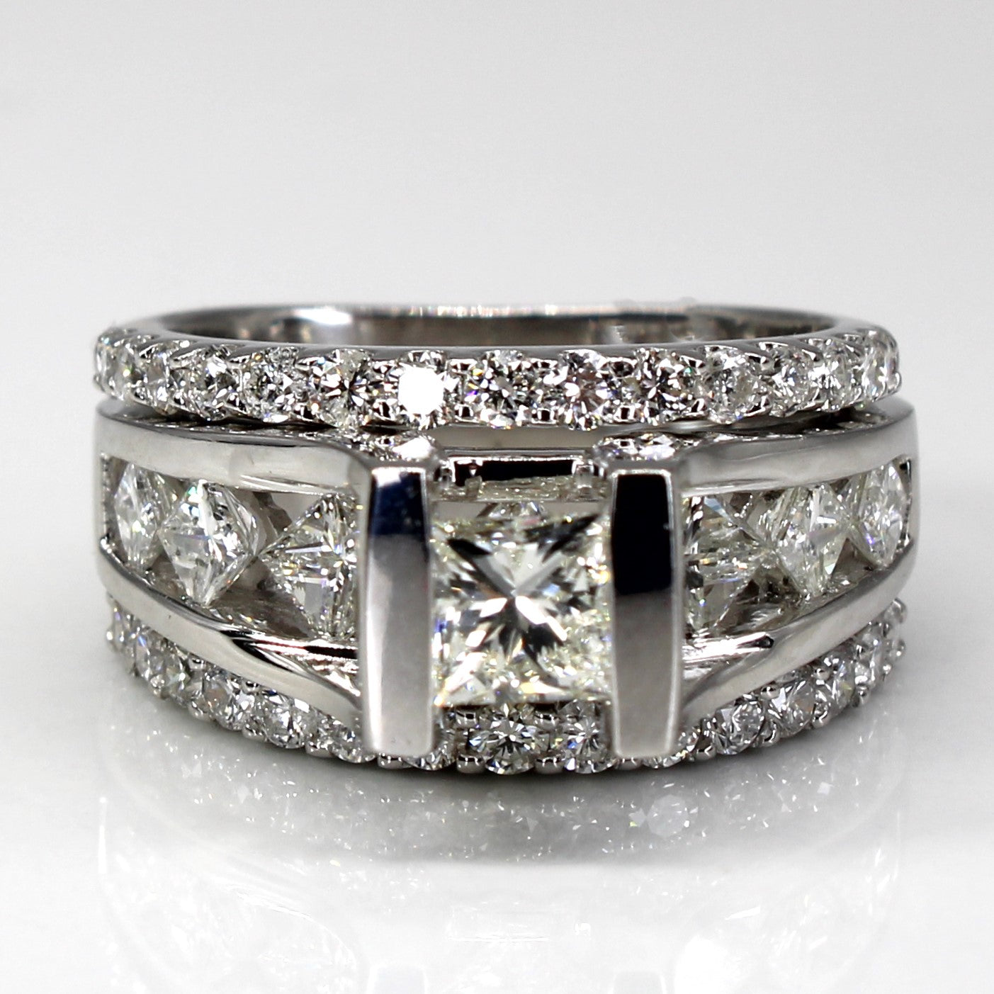 High Set Multi Diamond Engagement Ring | 3.00ctw VS1 J/K | SZ 7.25 |