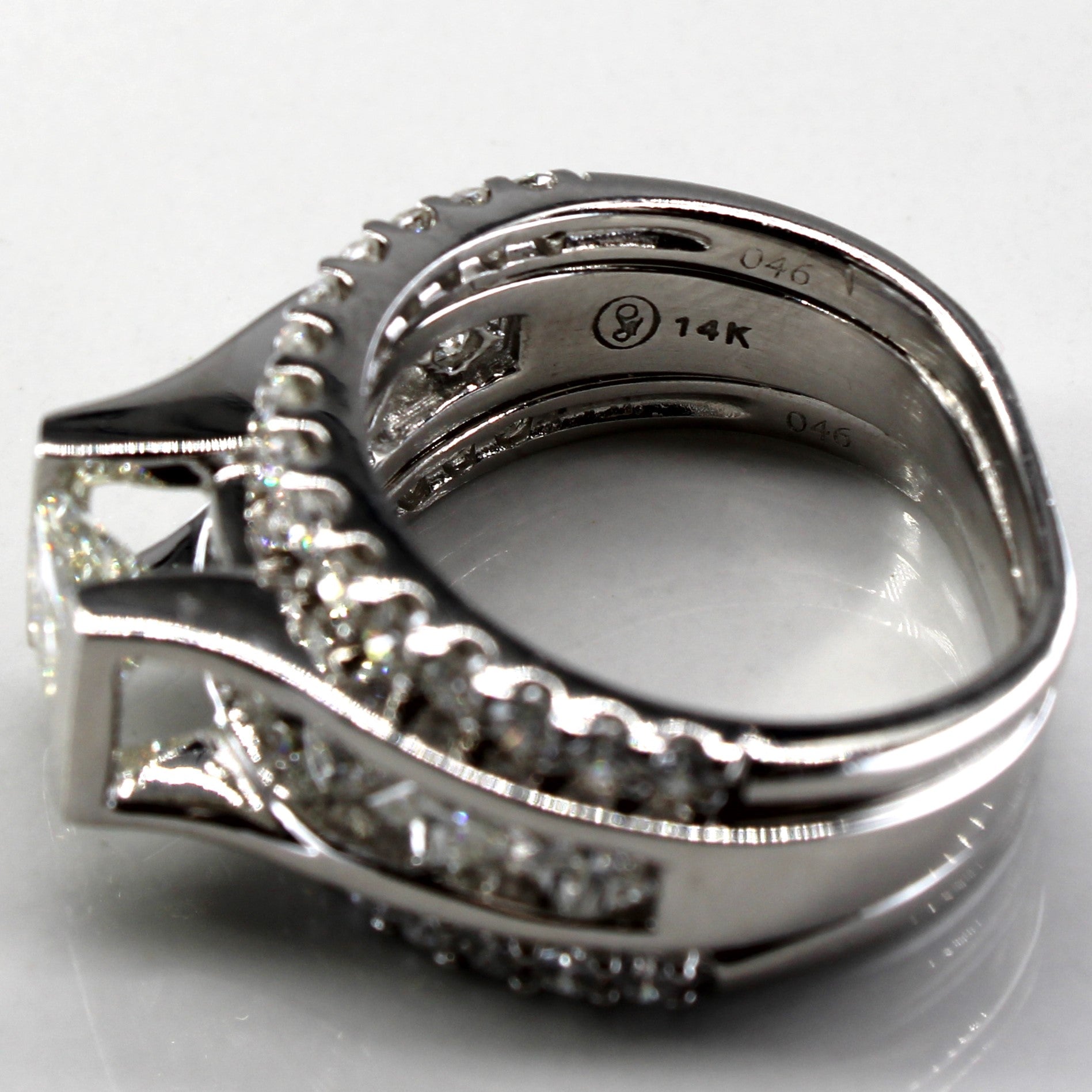 High Set Multi Diamond Engagement Ring | 3.00ctw VS1 J/K | SZ 7.25 |