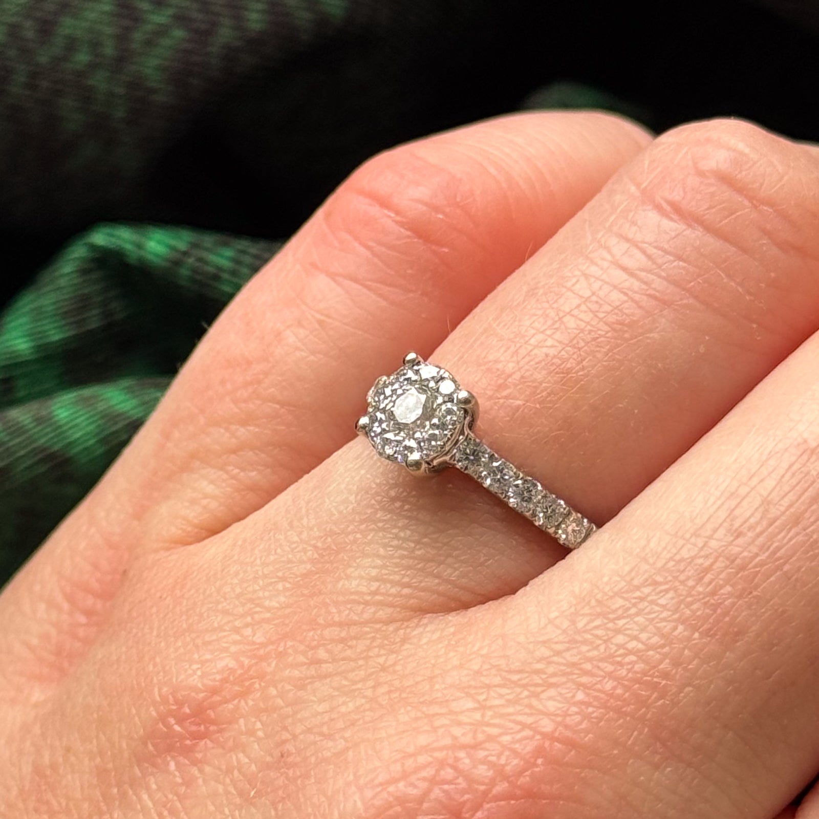 Diamond Halo Ring | 0.73ctw | SZ 5.5 |