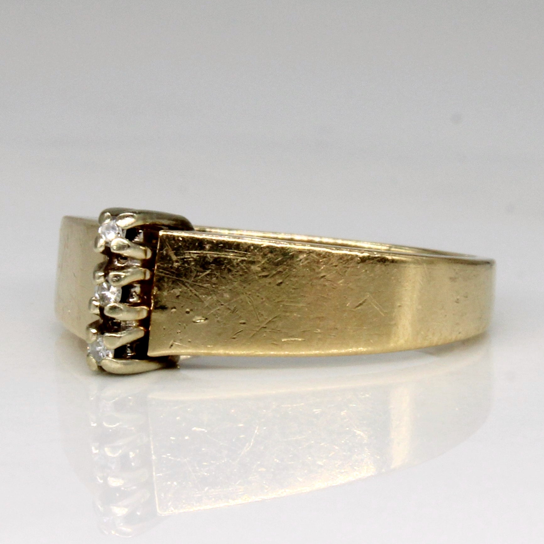 Vertical Set Diamond Ring | 0.03ctw | SZ 6.75 |