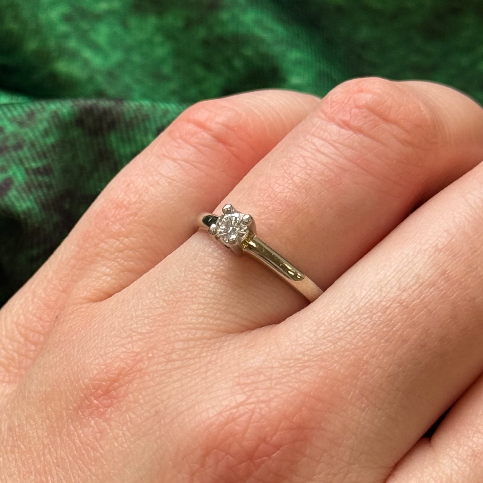 Diamond Ring | 0.19ct | SZ 7.25 |