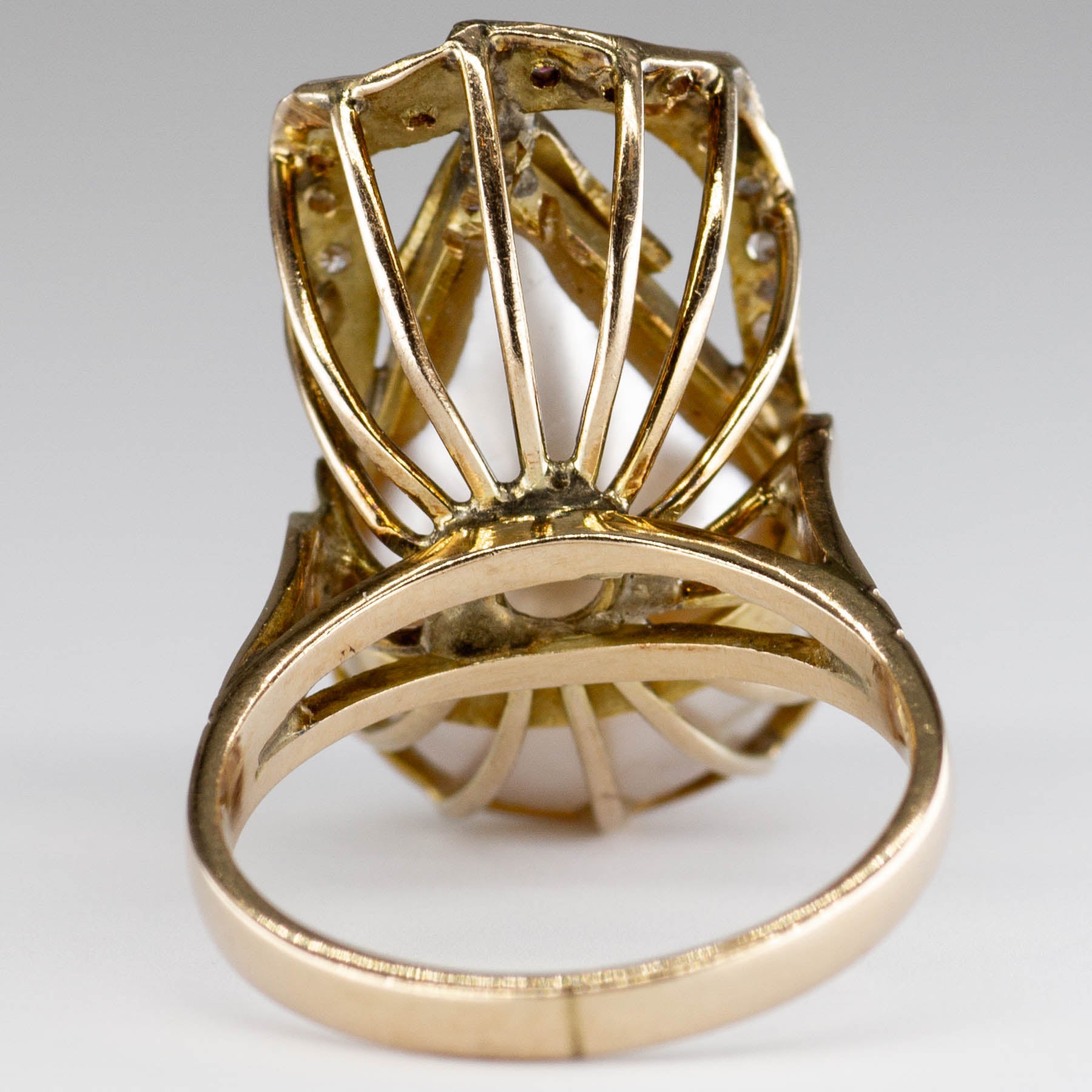 Art Nouveau Era Pearl & Diamond Ring | 0.05 ctw SZ 7 |