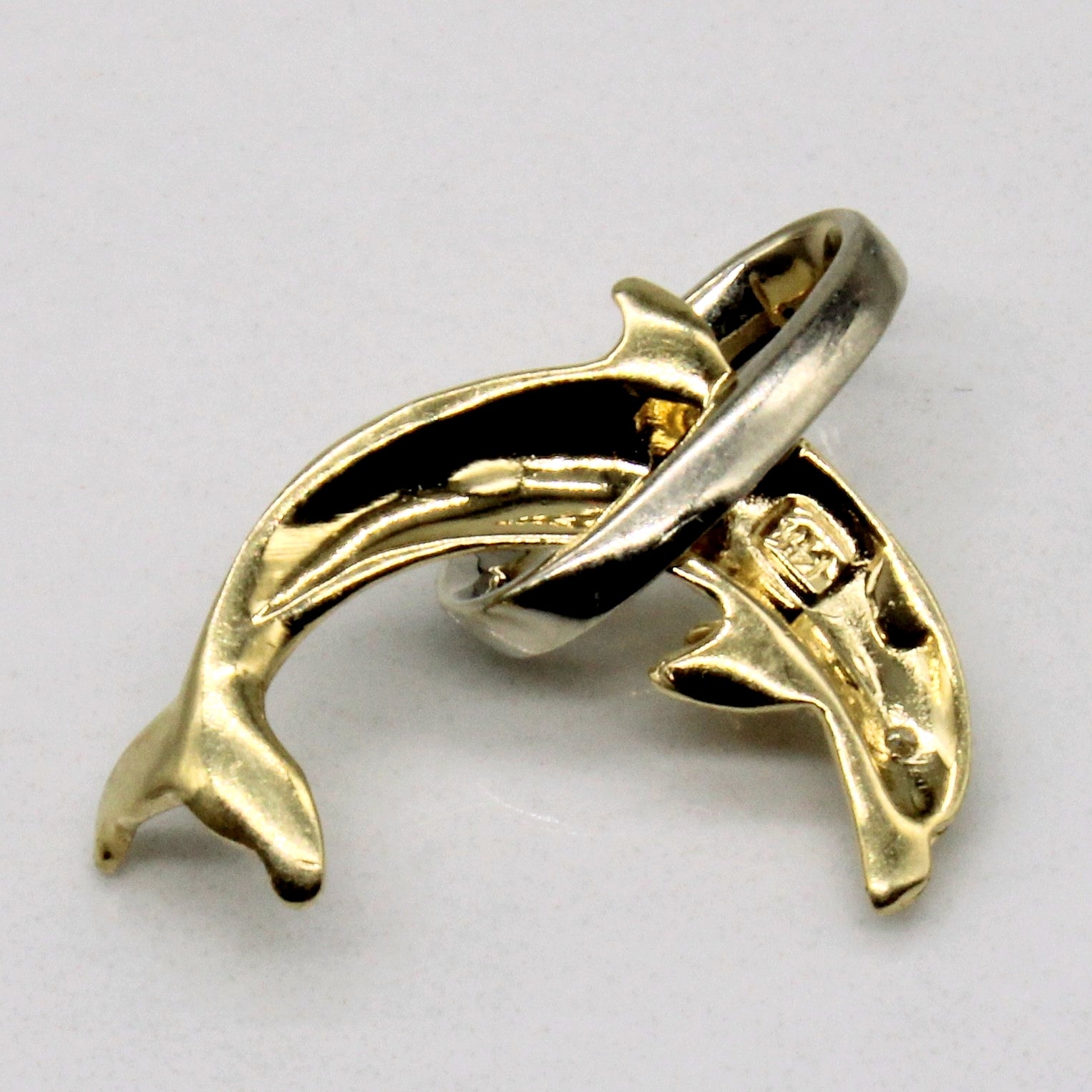 Diamond Jumping Dolphin Pendant | 0.01ct |