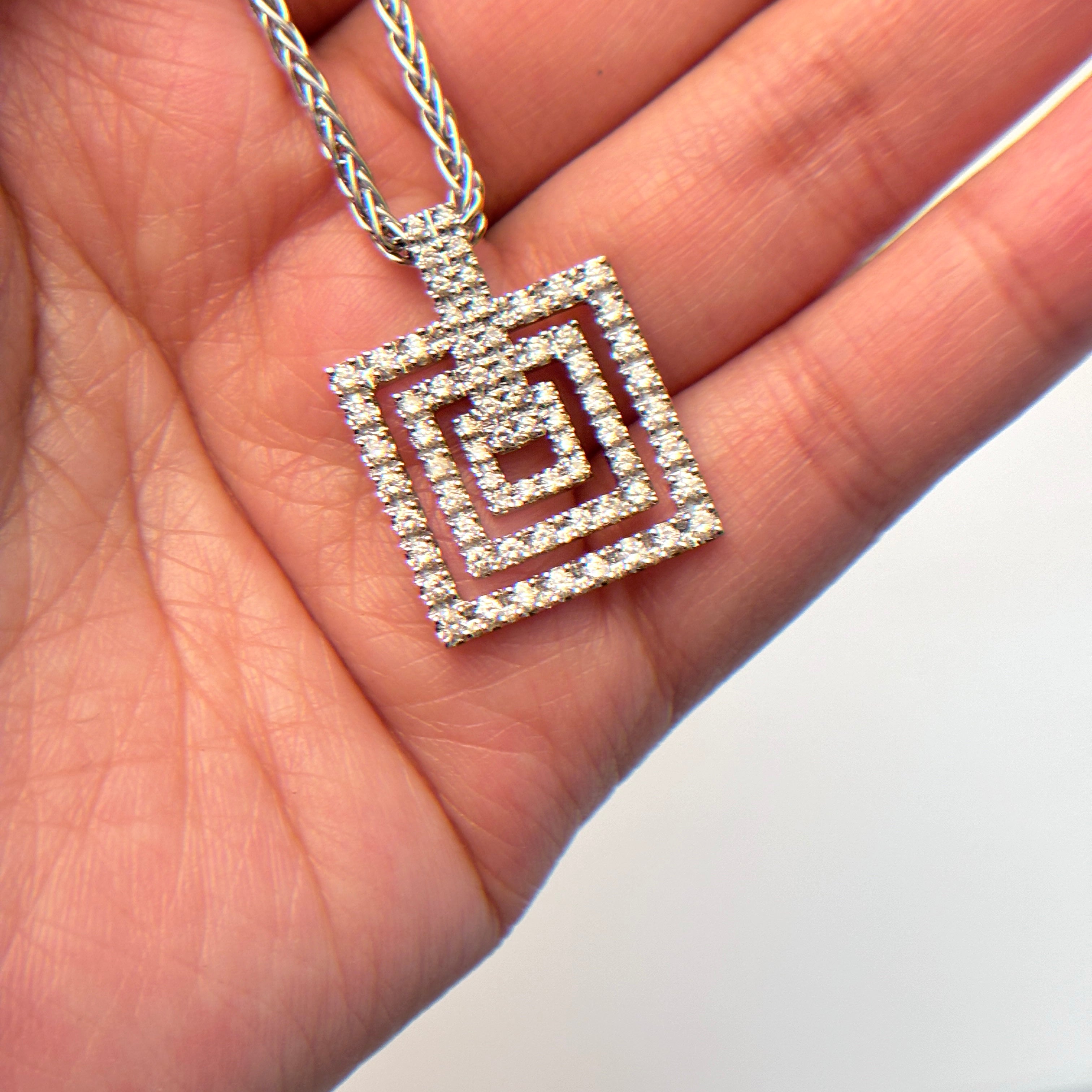 18K White Gold Diamond Necklace | 1.05ctw | 18"|