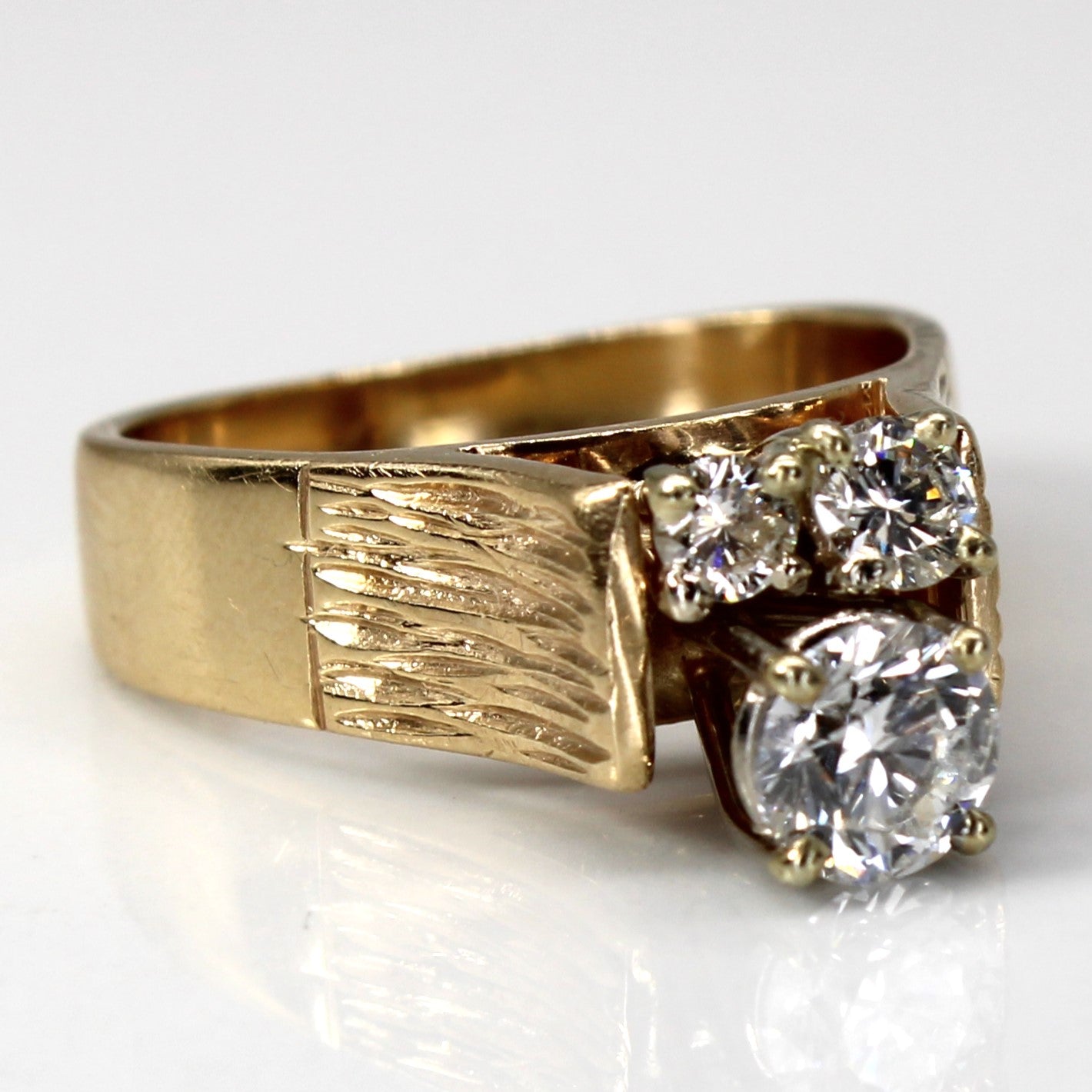 High Set Three Stone Diamond Ring | 0.83ctw SI1/SI2 H/I | SZ 5.5 |