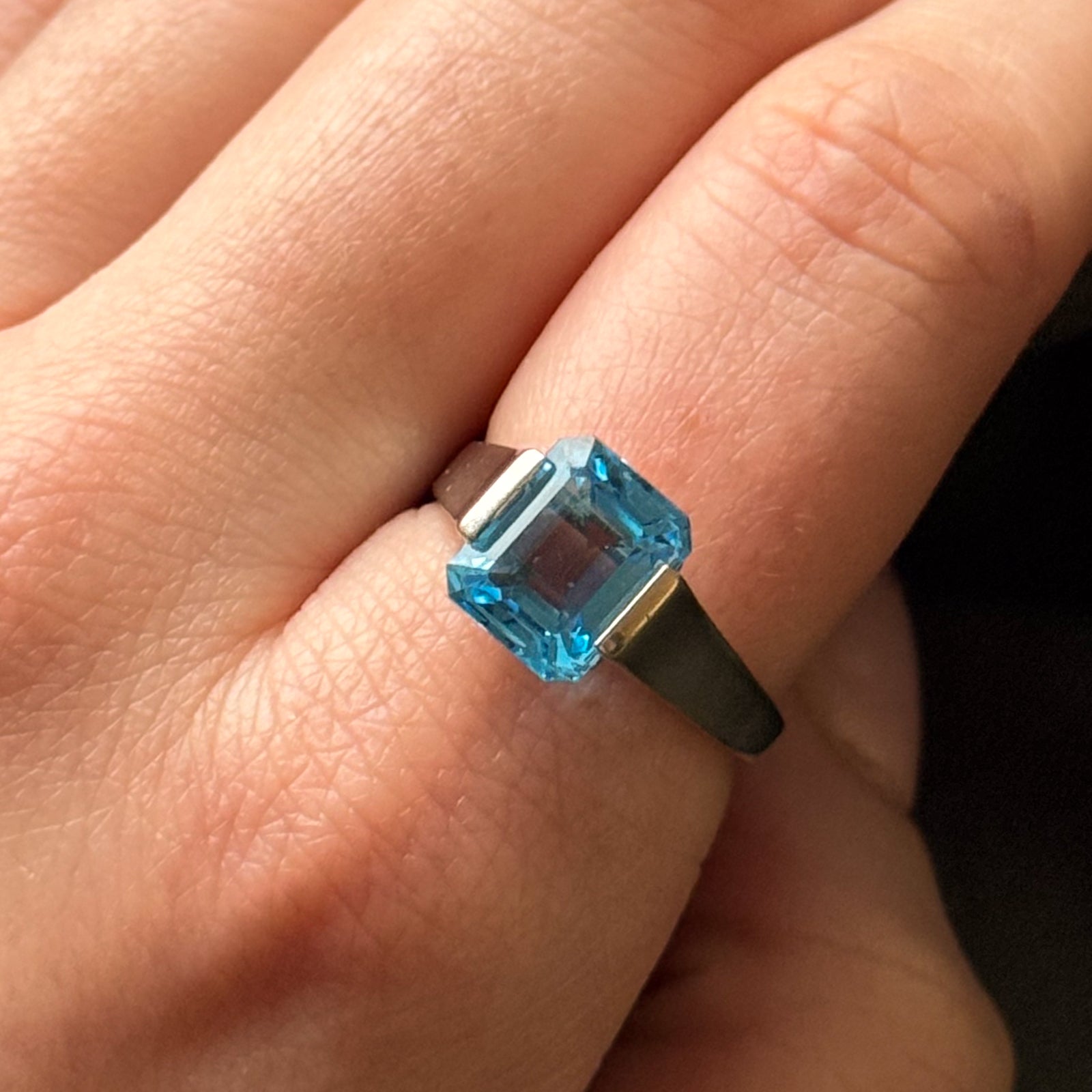 Blue Topaz Ring | 3.80ct | SZ 8.25 |