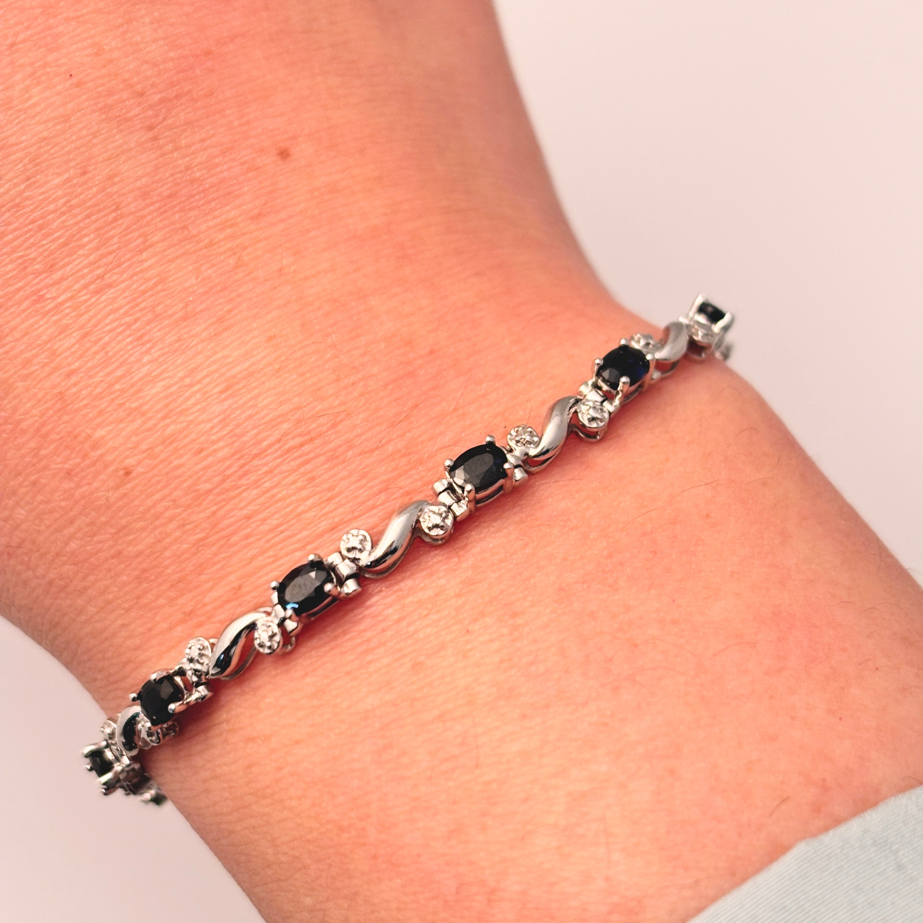 10k Yellow Gold Blue Sapphire Bracelet | 2.27ctw | 7.25"