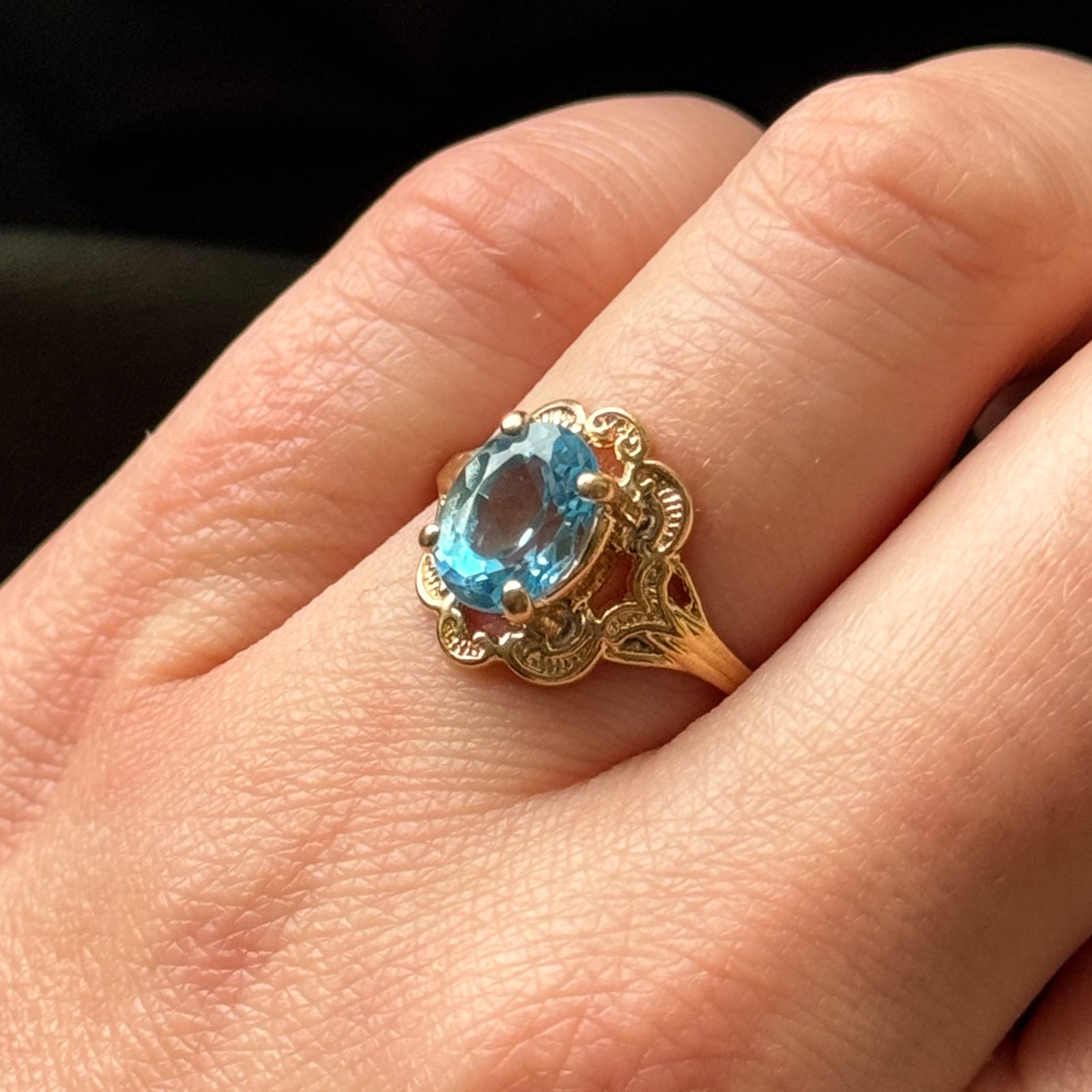 Blue Topaz Cocktail Ring | 2.30ct | SZ 6.25 |