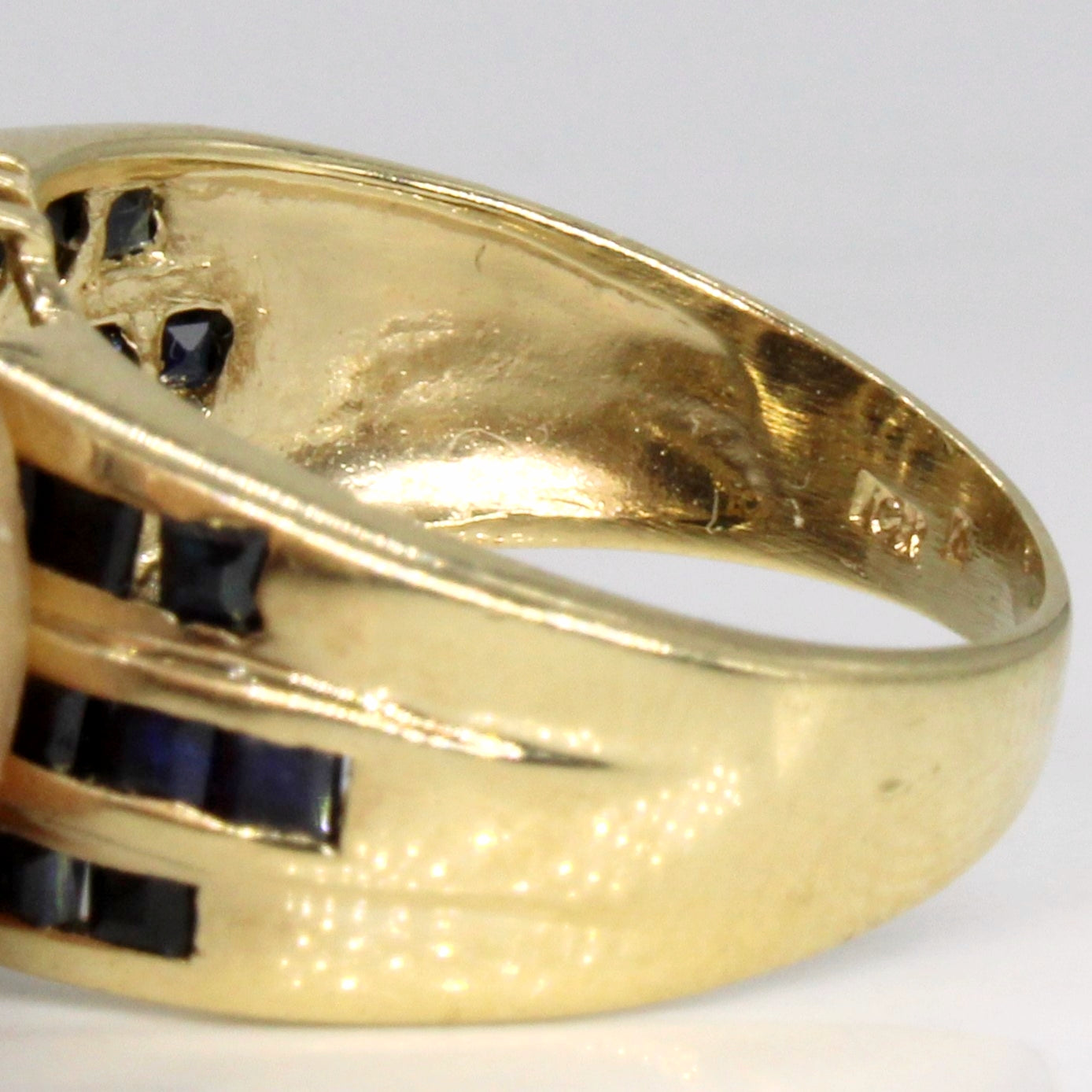 Sapphire & Diamond Cocktail Ring | 2.55ctw, 0.12ctw | SZ 5.75 |
