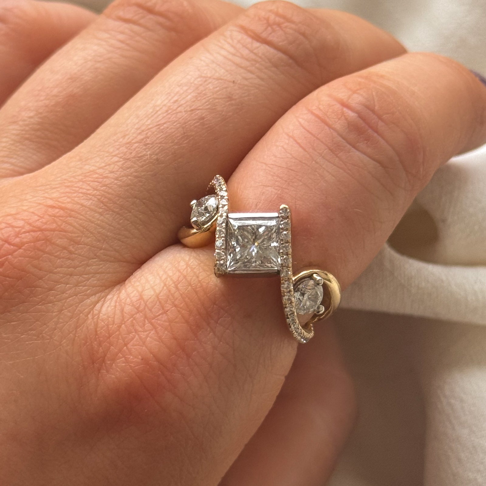 Mixed Cut Diamond Bypass Engagement Ring | 2.66ctw | SZ 6 |