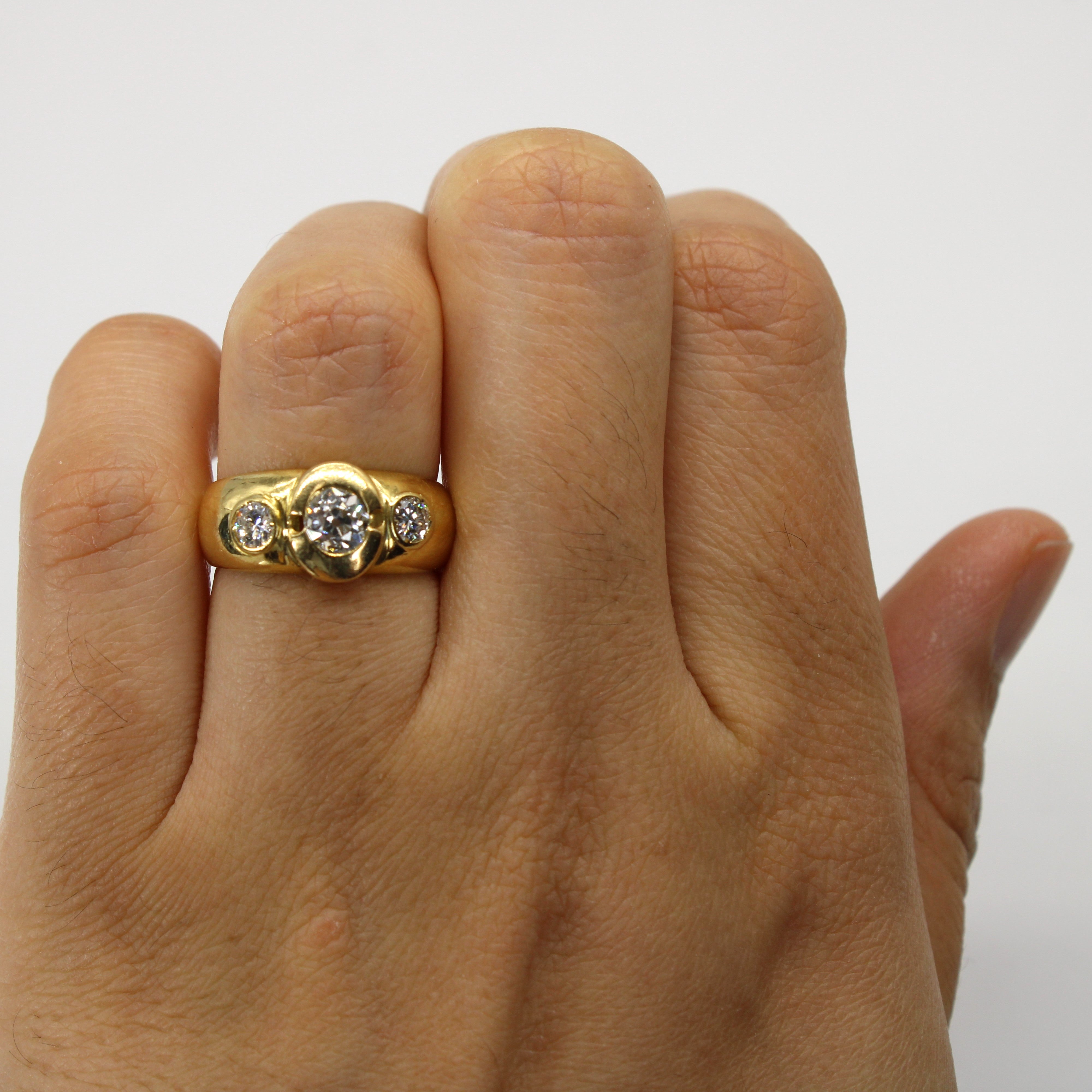 Bezel Set Three Stone Diamond Ring | 0.95ctw VS1/VS2 H/I | SZ 5 |