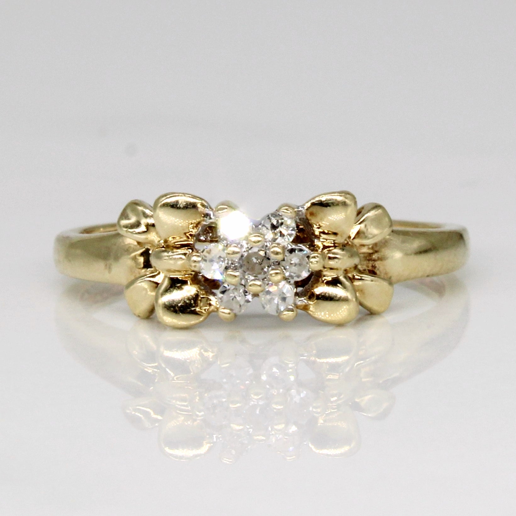 Diamond Cluster Ring | 0.07ctw | SZ 5.5 |