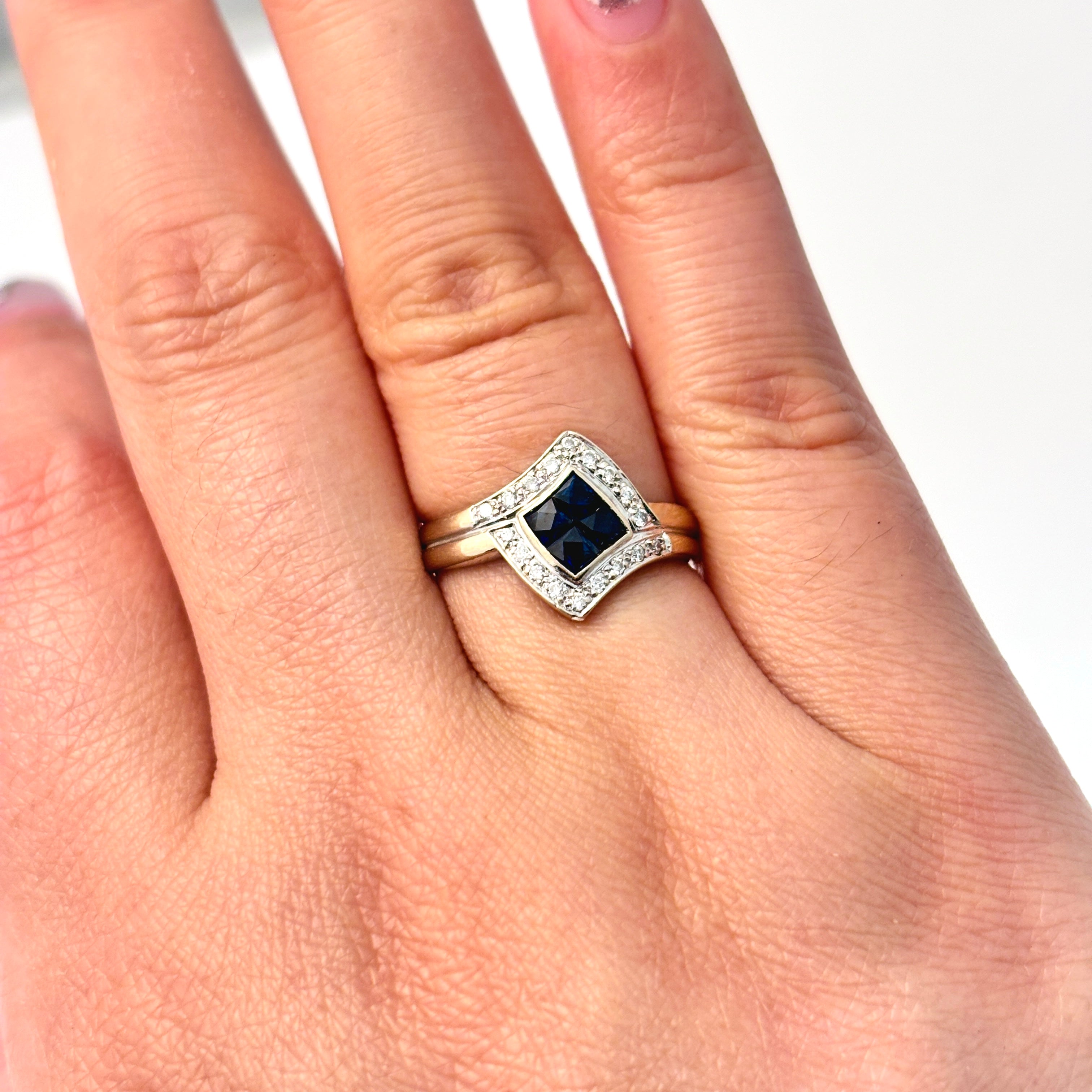 18K White Gold Sapphire and Diamond Ring | 0.38ct, 0.18ctw | SZ 6.75