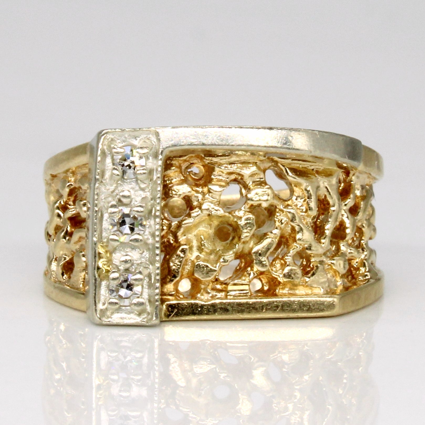 Textured Diamond Ring | 0.03ctw | SZ 4 |