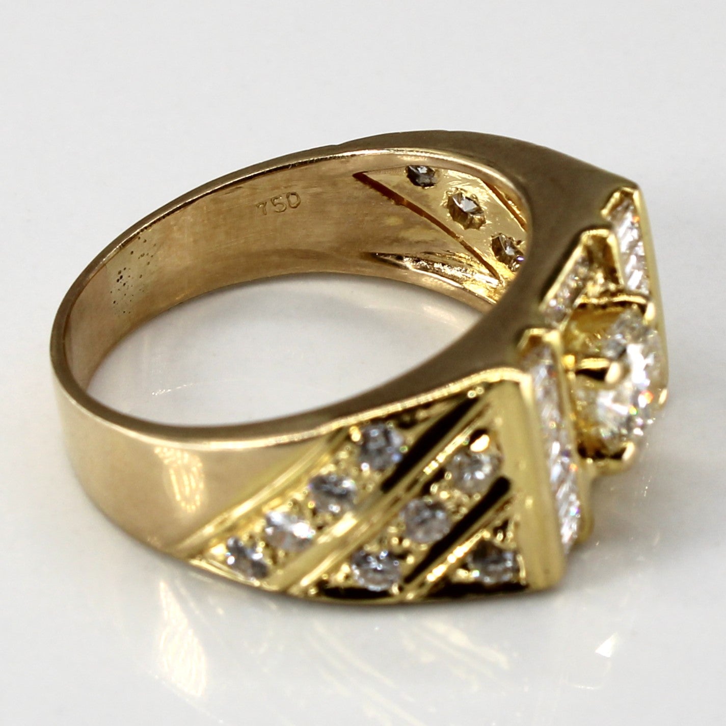Multi Diamond Yellow Gold Ring | 1.81ctw VS1 H/I | SZ 8.5 |
