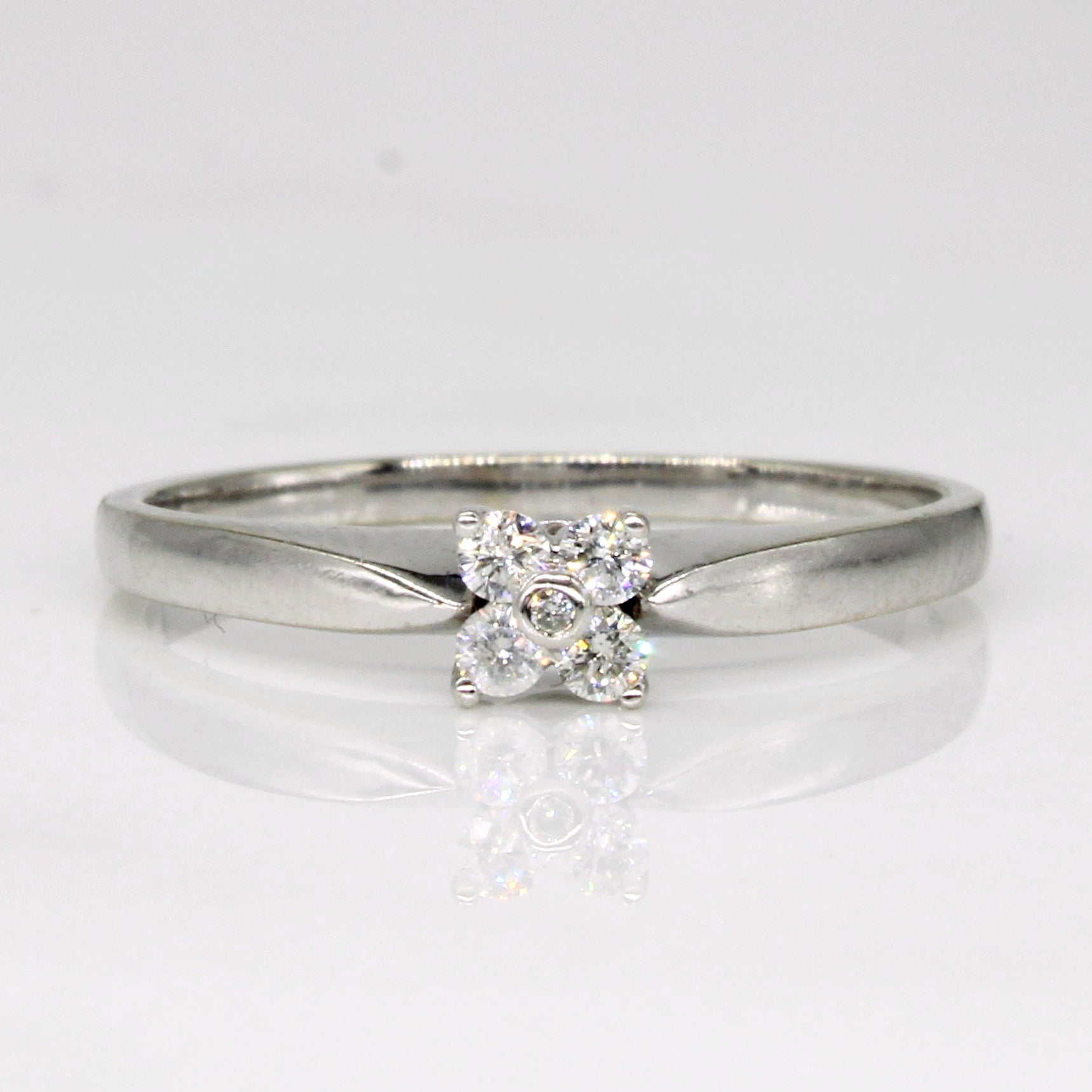 Diamond Flower Ring | 0.09ctw | SZ 6.25 |