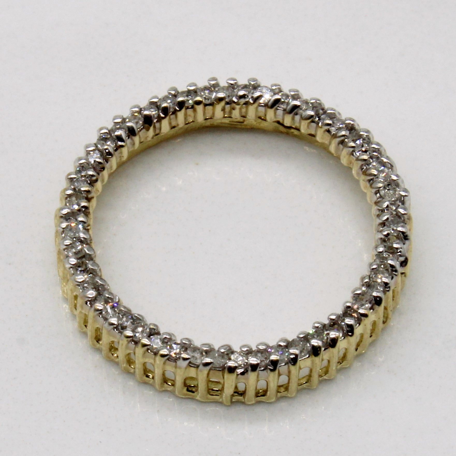 Diamond Circle Pendant | 0.26ctw |