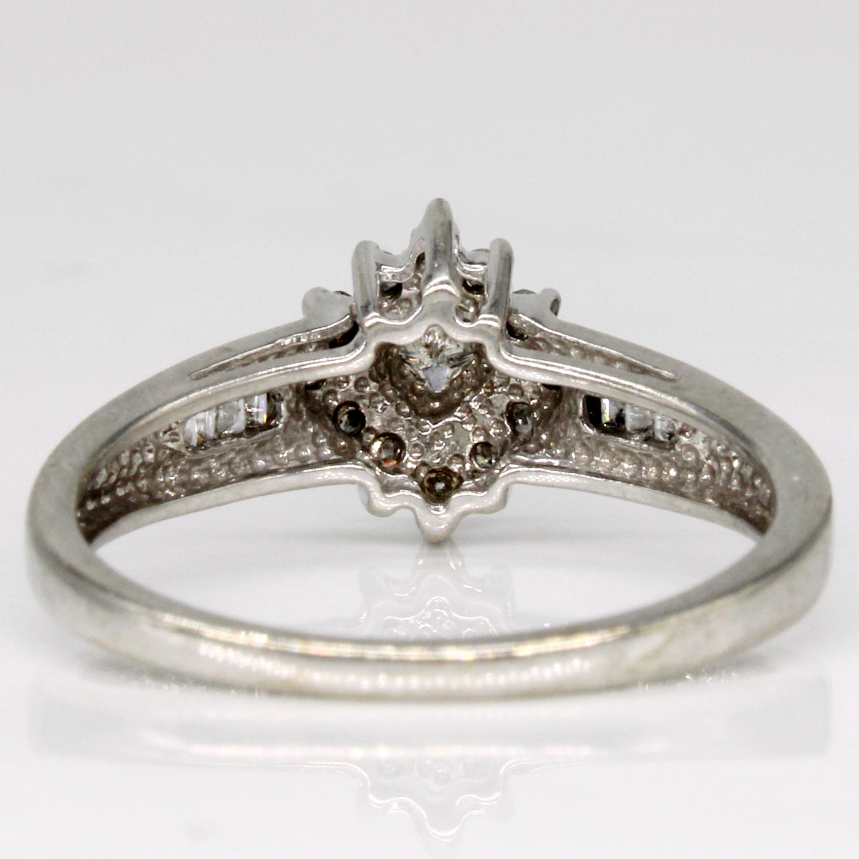 Diamond Cluster Ring | 0.18ctw | SZ 7 |