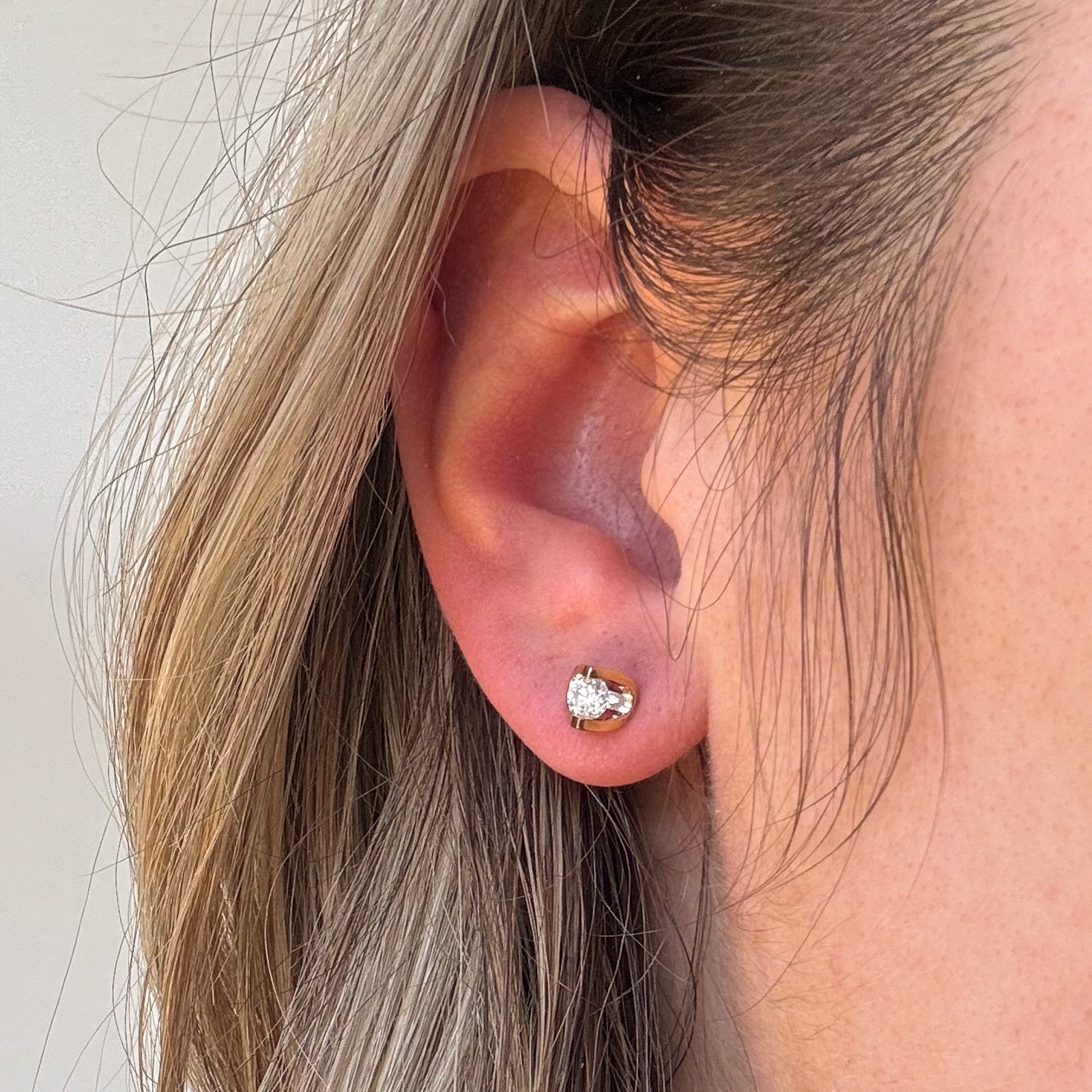 Boucles d'oreilles puces en diamant serti tension | 0,41 ct |