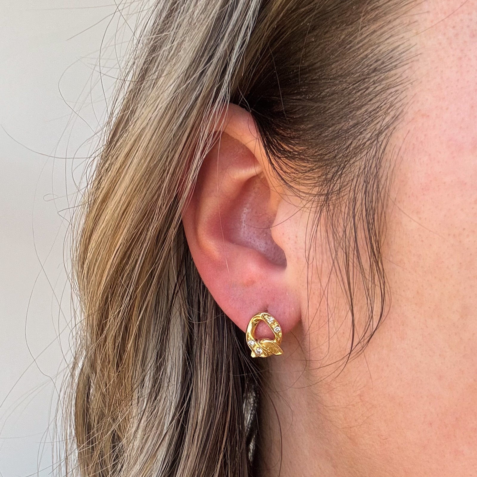 Diamond Circle Stud Earrings | 0.16ctw |